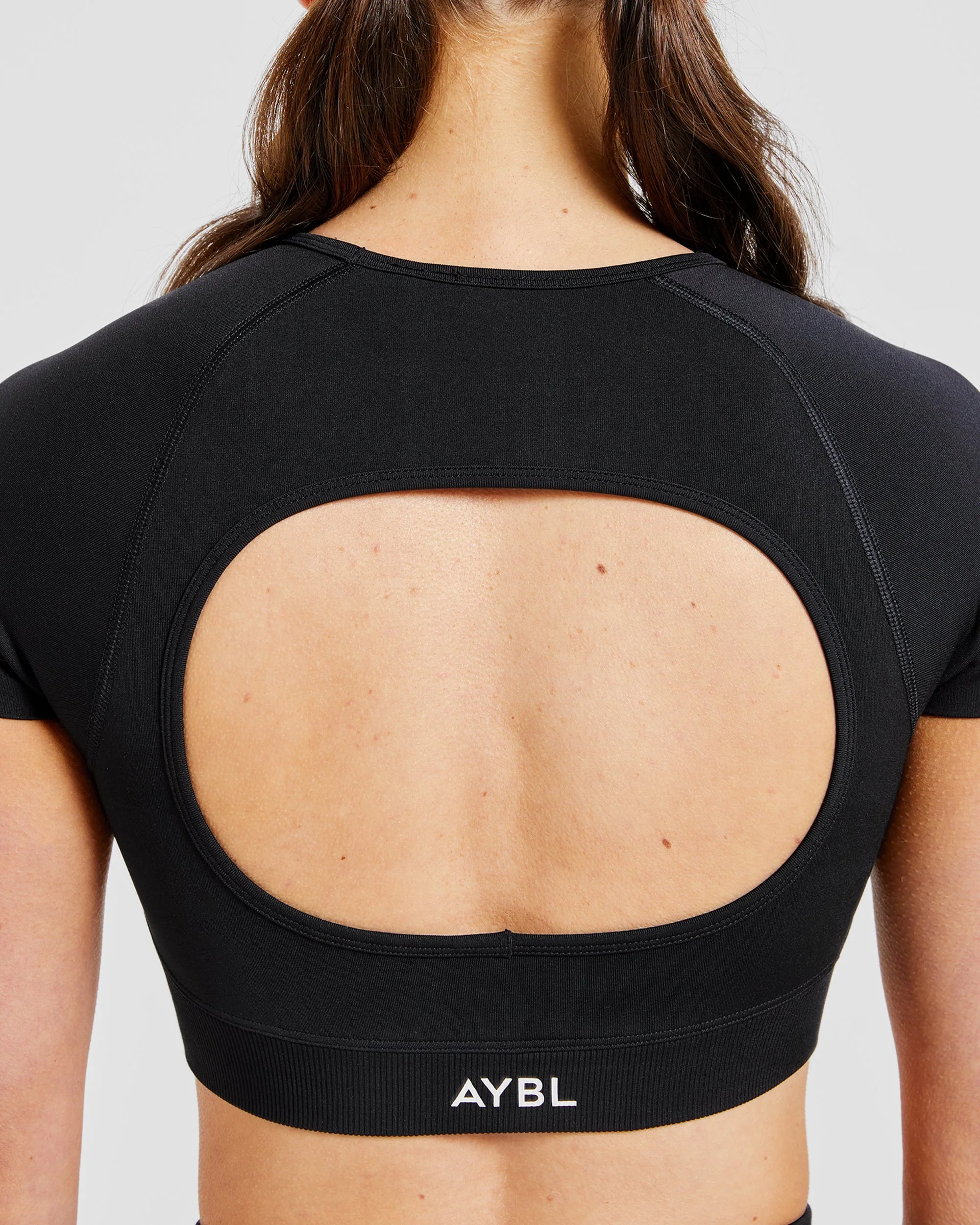 Adapt Seamless Crop Top - Noir - Image 6