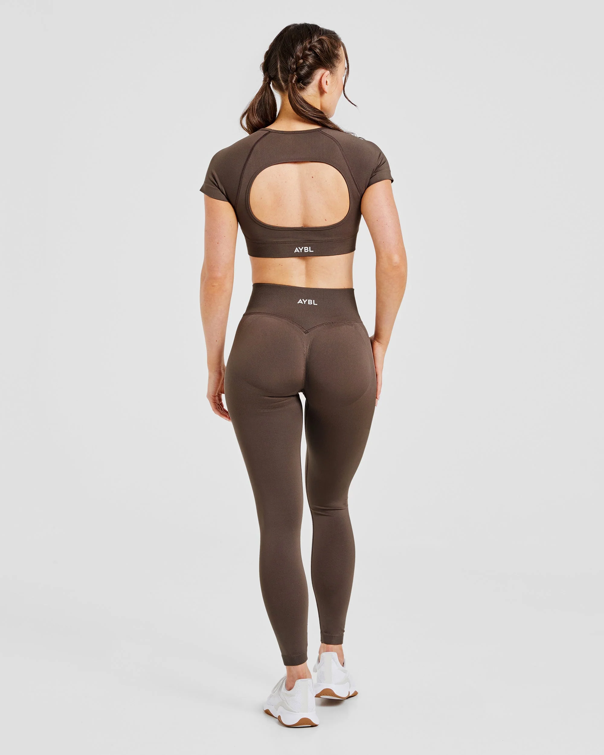 Adapt Seamless Crop Top - Brun - Image 4