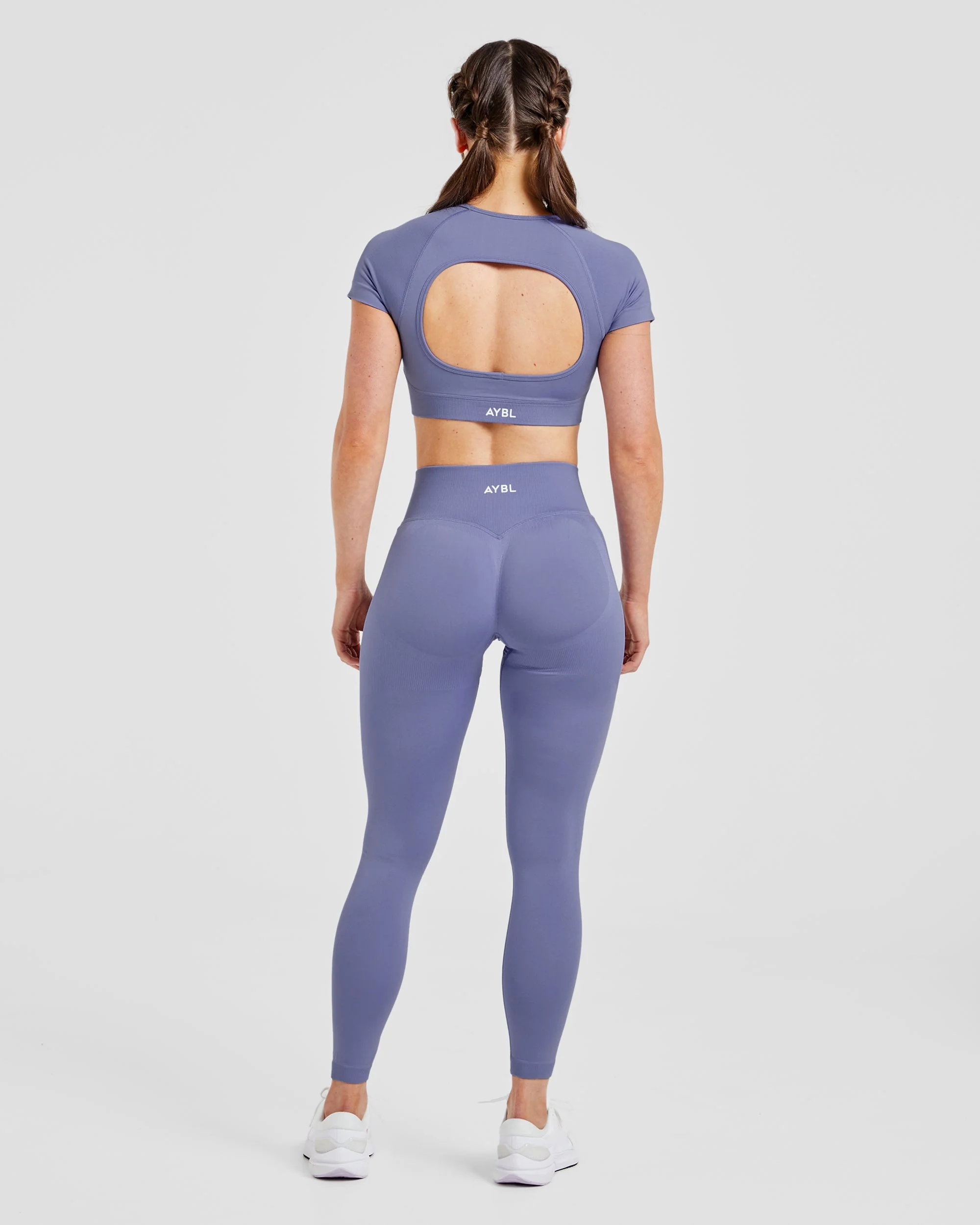Adapt Seamless Crop Top - Iris Bleu - Image 4