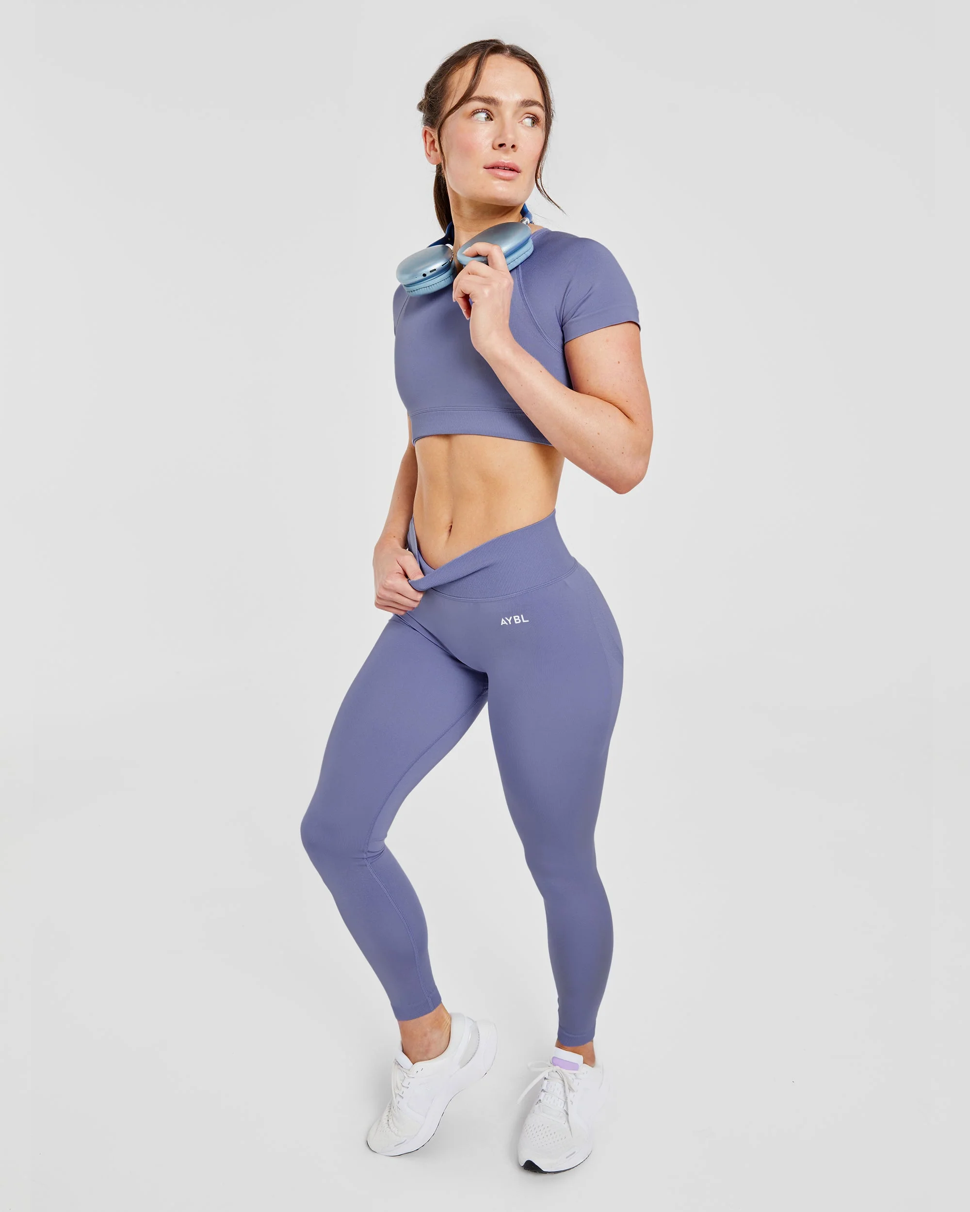 Adapt Seamless Crop Top - Iris Bleu - Image 7