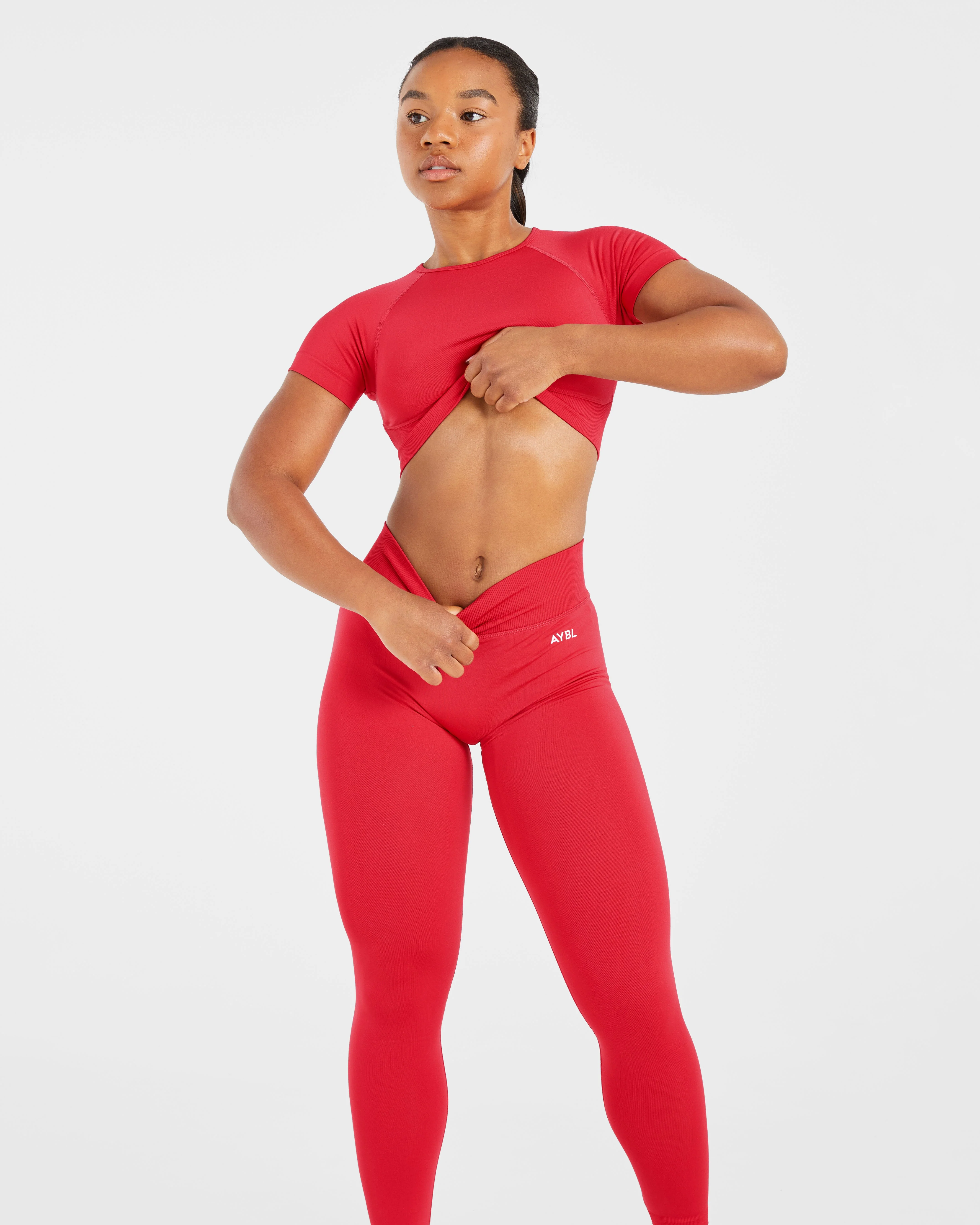 Adapt Seamless Crop Top - Salsa Rouge - Image 8
