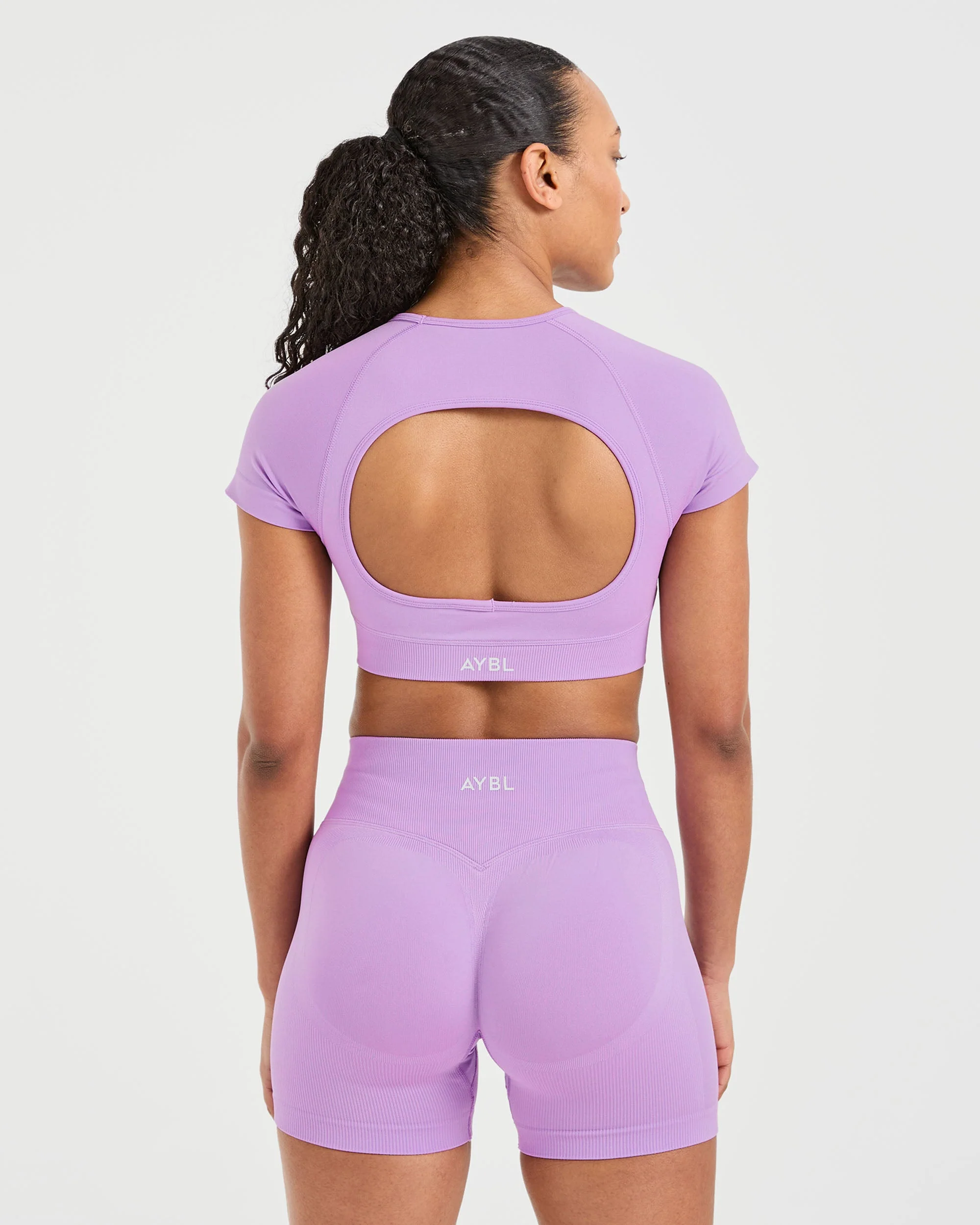 Adapt Seamless Crop Top - Spring Lilac - Image 2