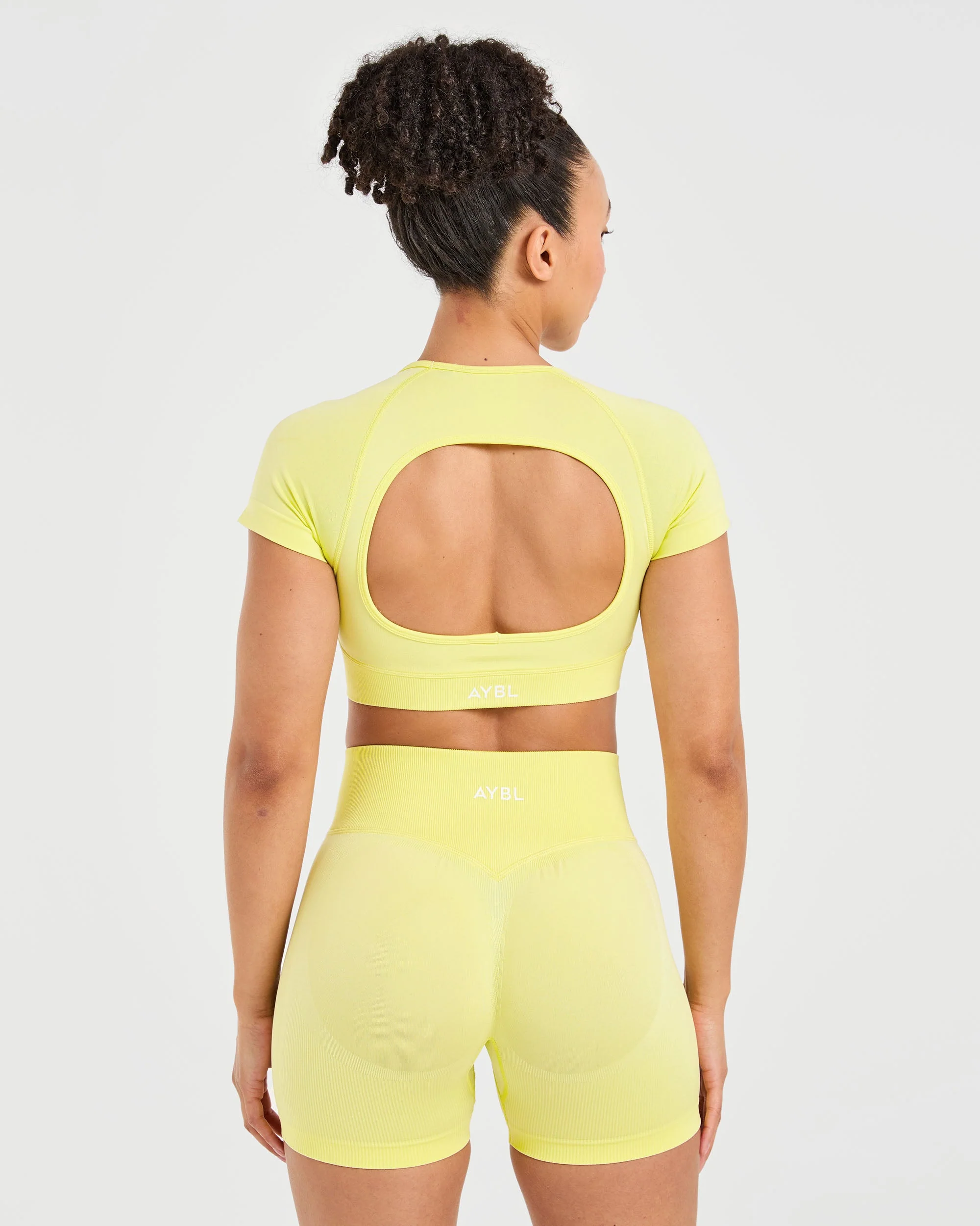 Adapt Seamless Crop Top - Spring Jaune - Image 2
