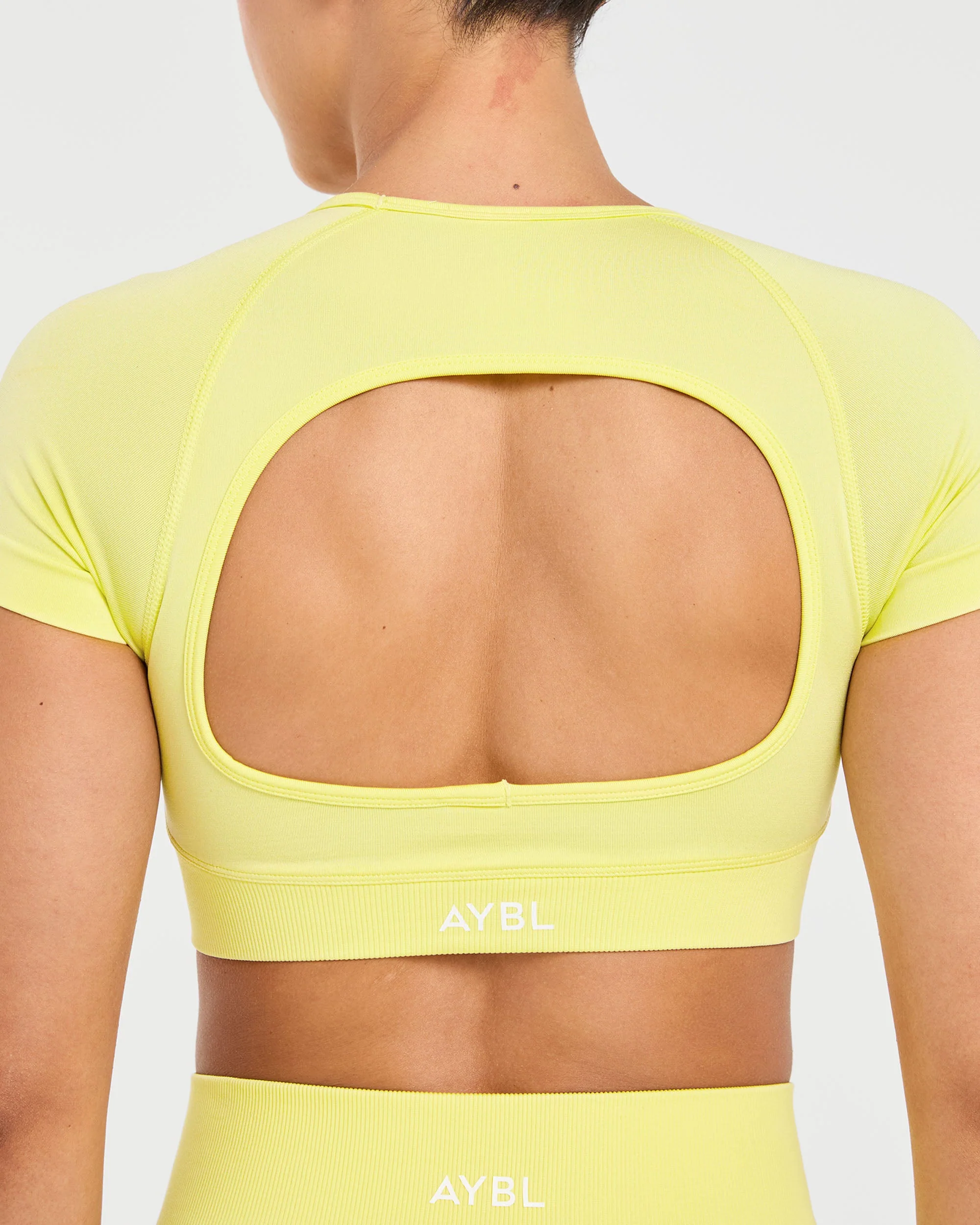 Adapt Seamless Crop Top - Spring Jaune - Image 5