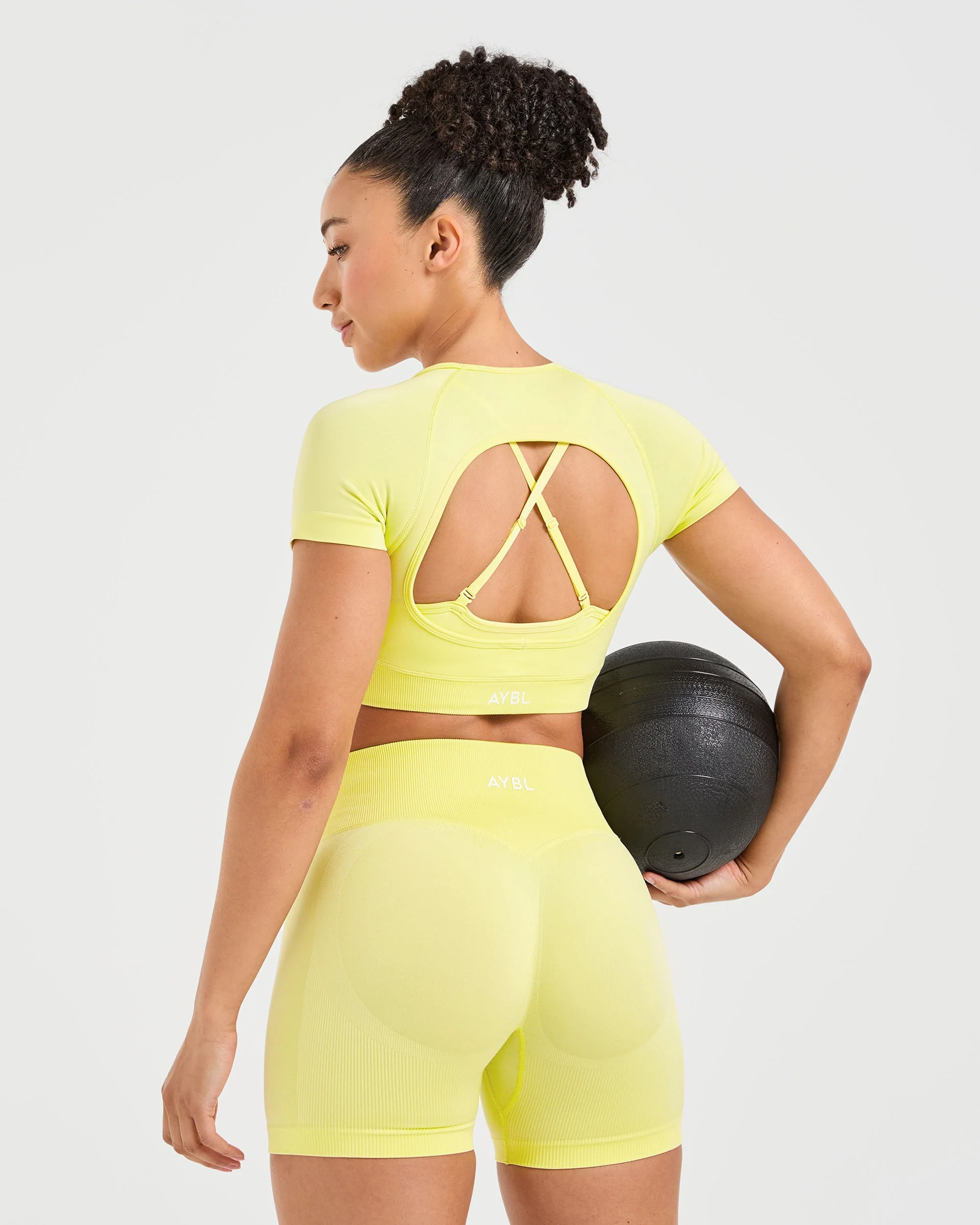 Adapt Seamless Crop Top - Spring Jaune - Image 7
