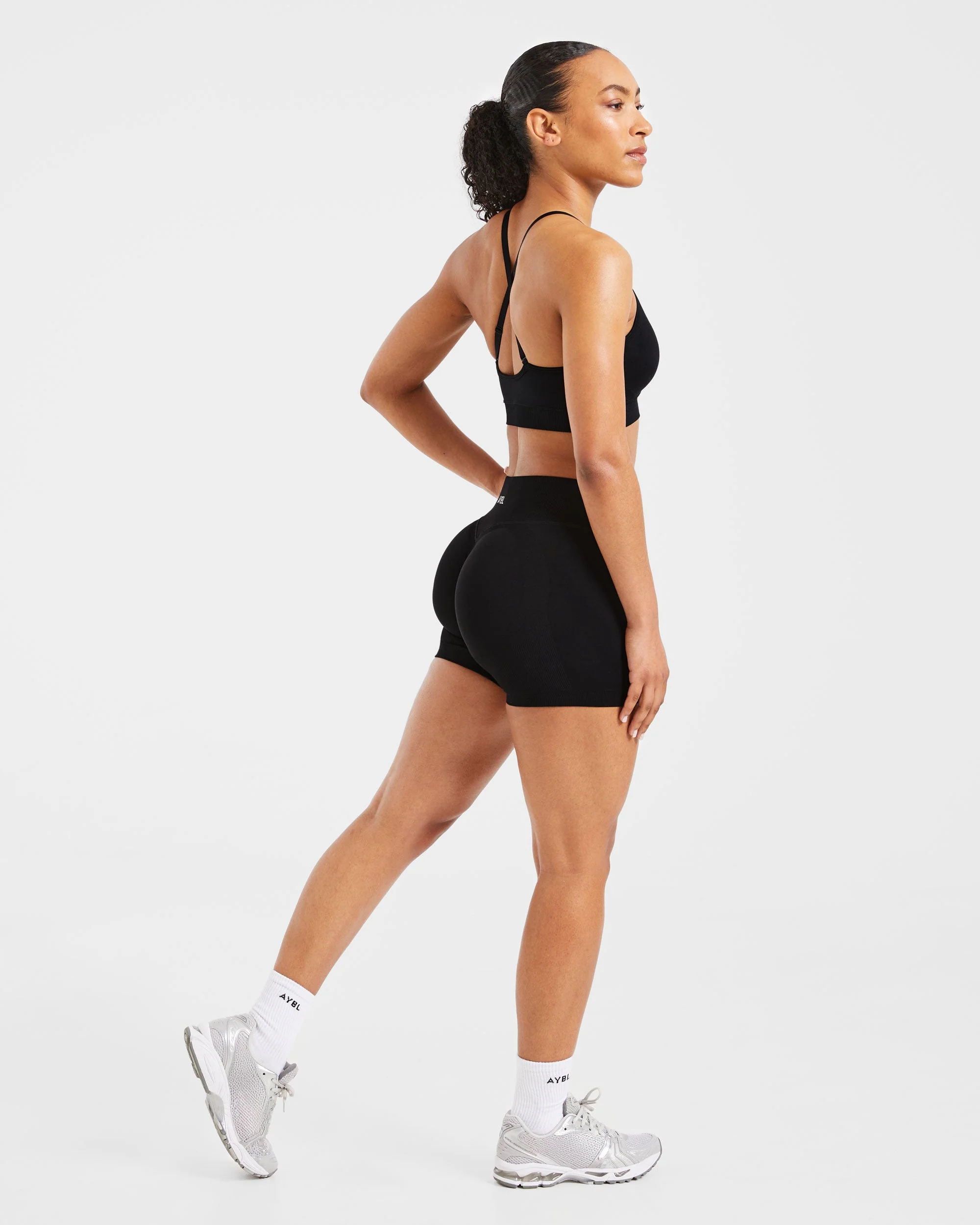 Adapt Seamless Shorts | 4.5" - Noir - Image 4