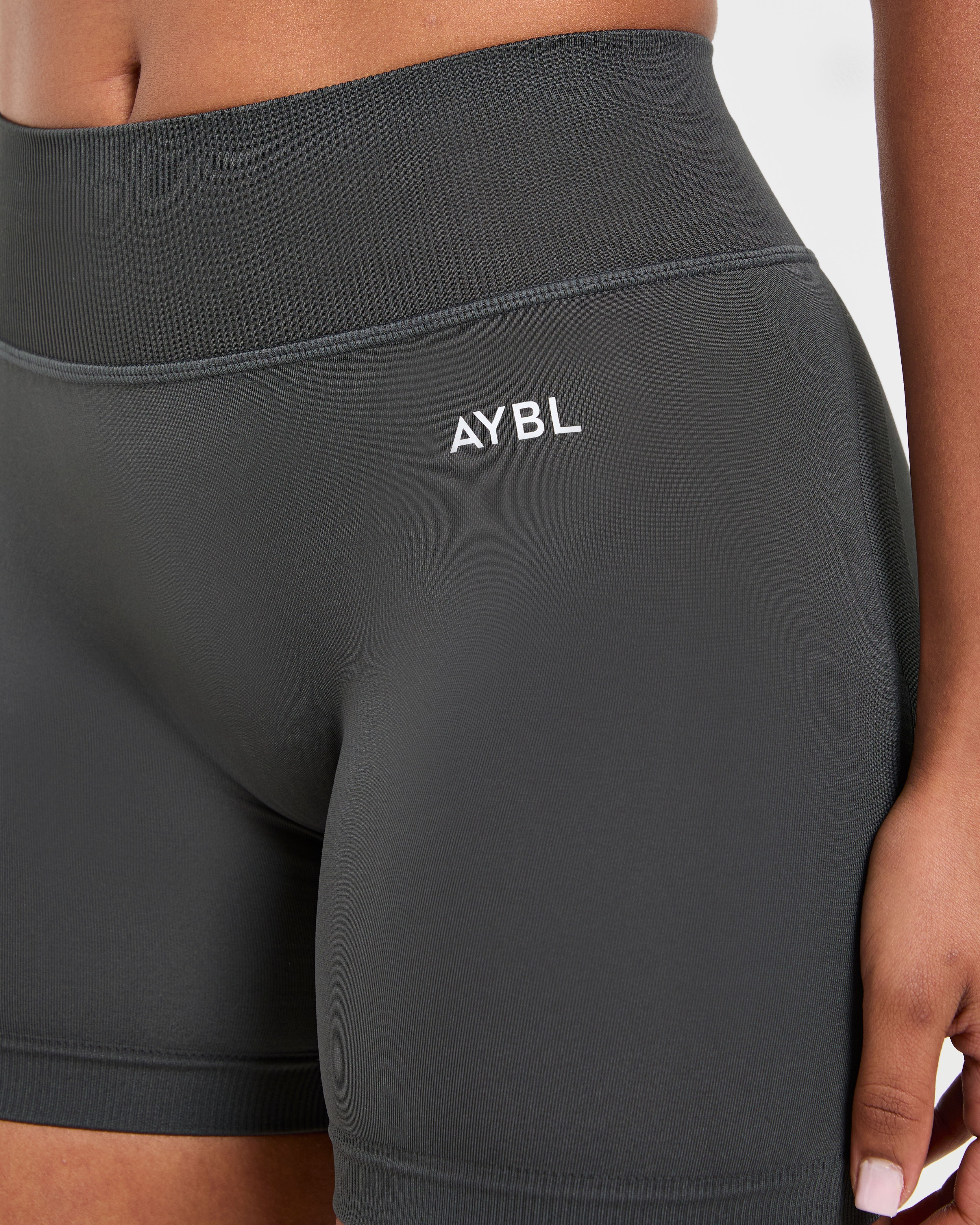 Adapt Seamless Shorts | 4.5" - Dark Charcoal - Image 6