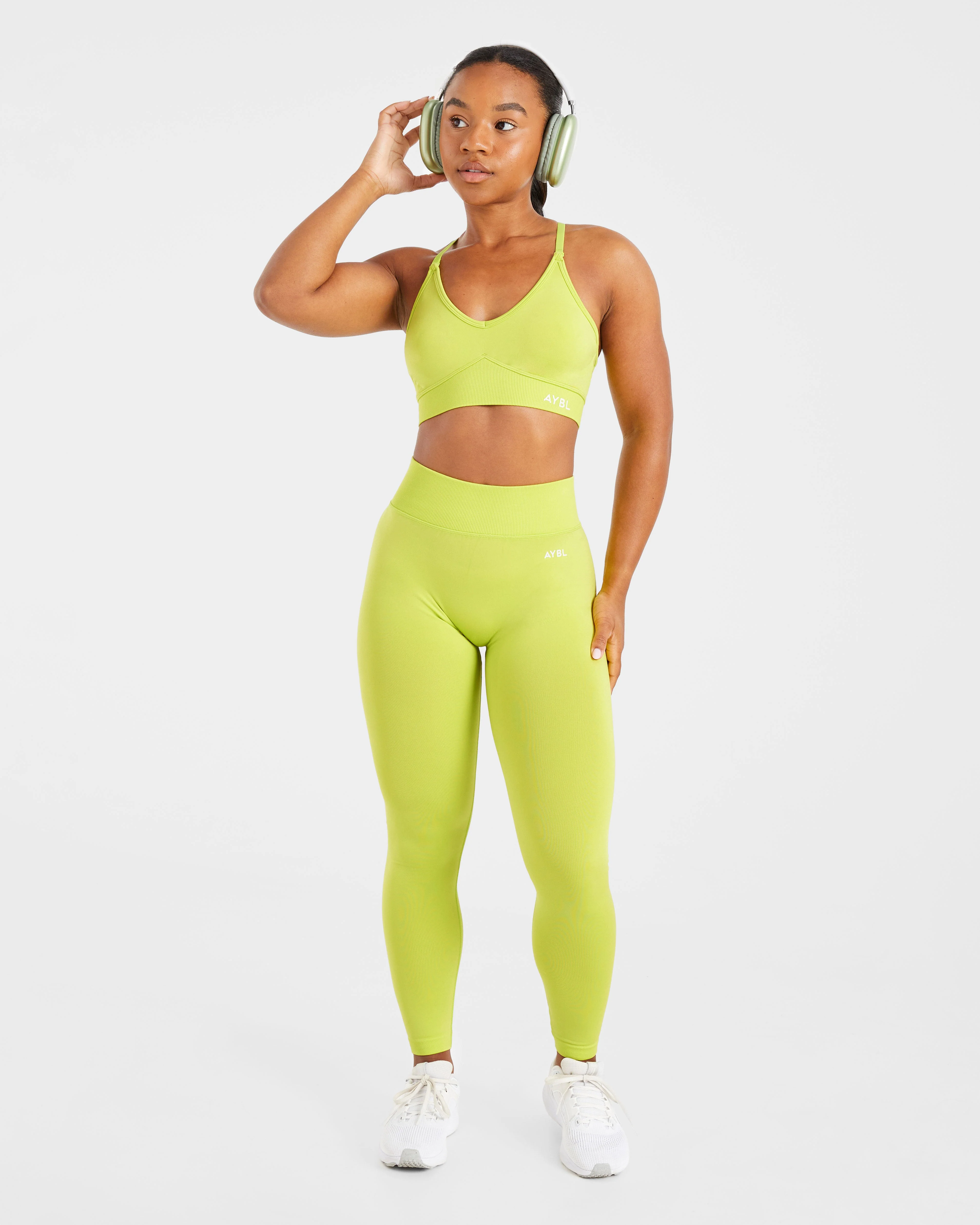 Adapt Seamless Sports Bra - Lime Vert - Image 7