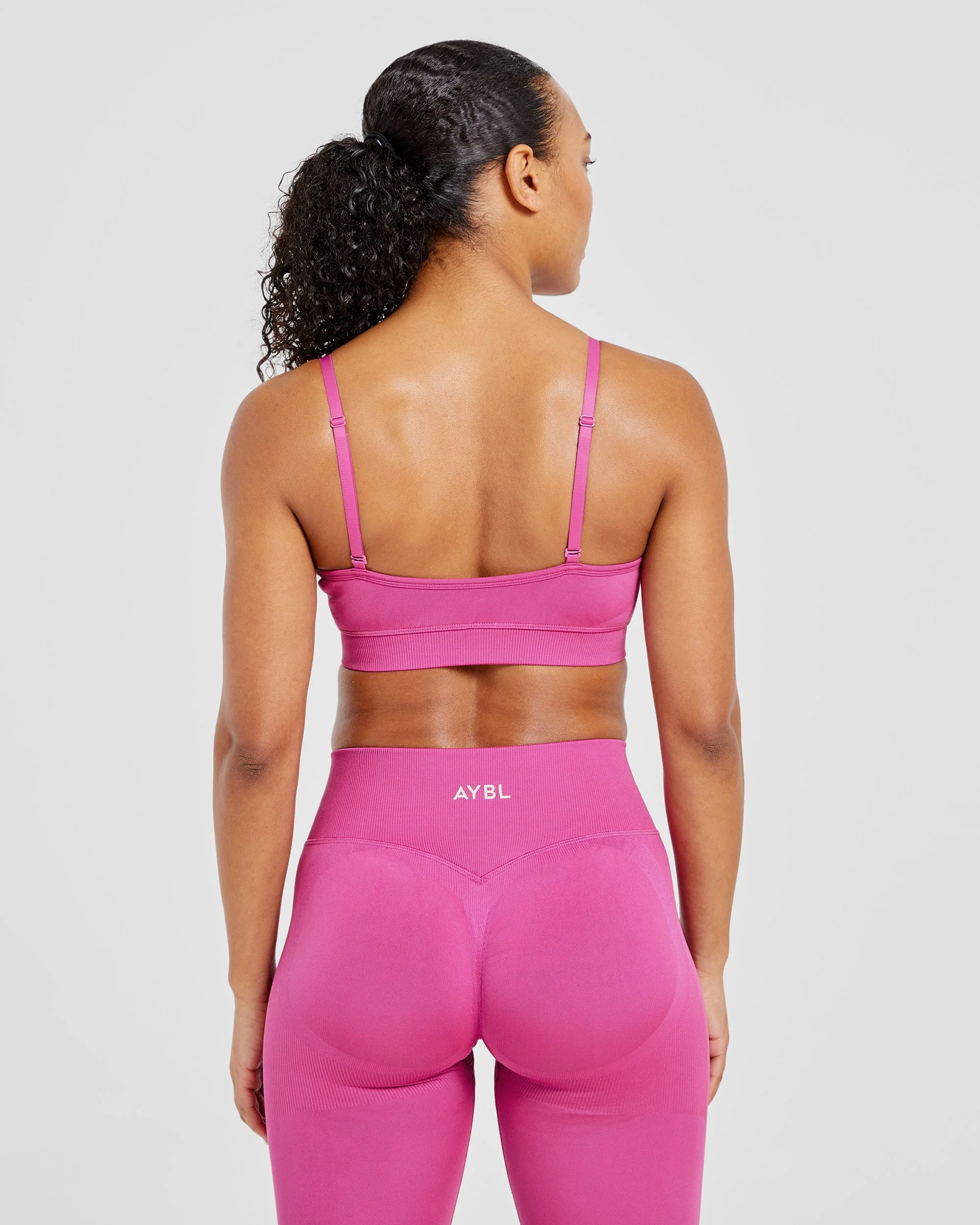 Adapt Seamless Sports Bra - Rose - Image 2