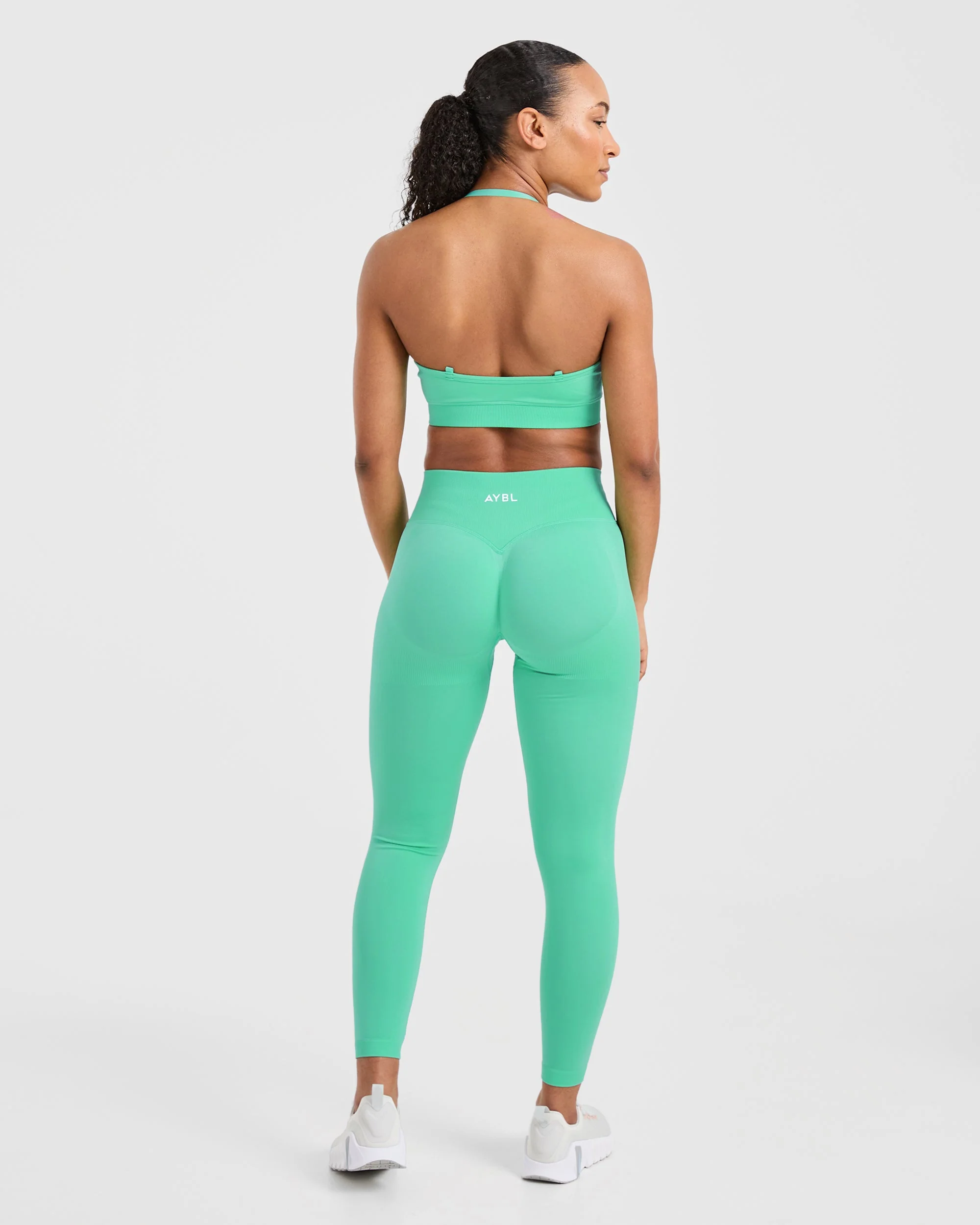 Adapt Seamless Sports Bra - Spring Mint - Image 4