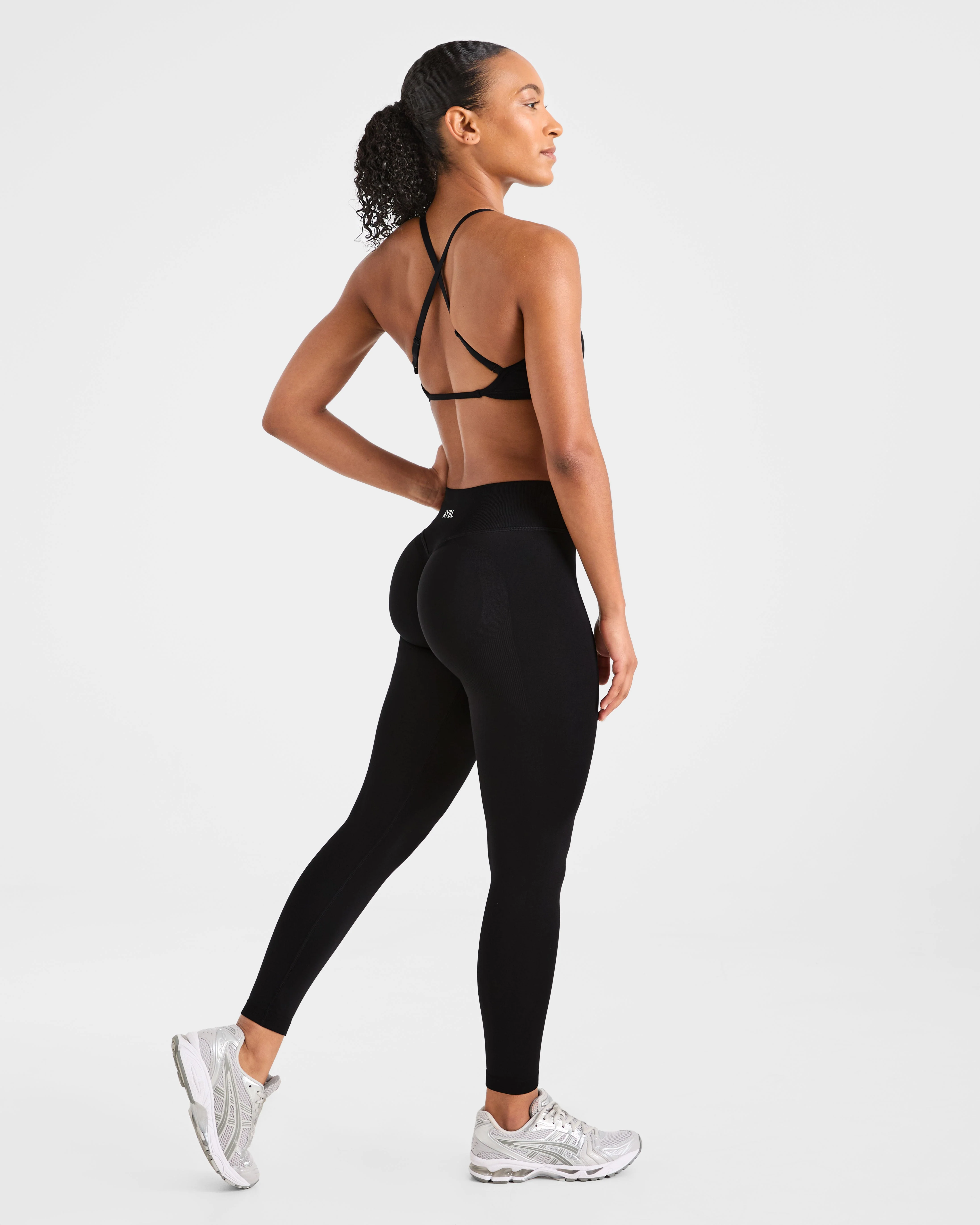 Adapt Seamless Strappy Sports Bra - Noir - Image 4