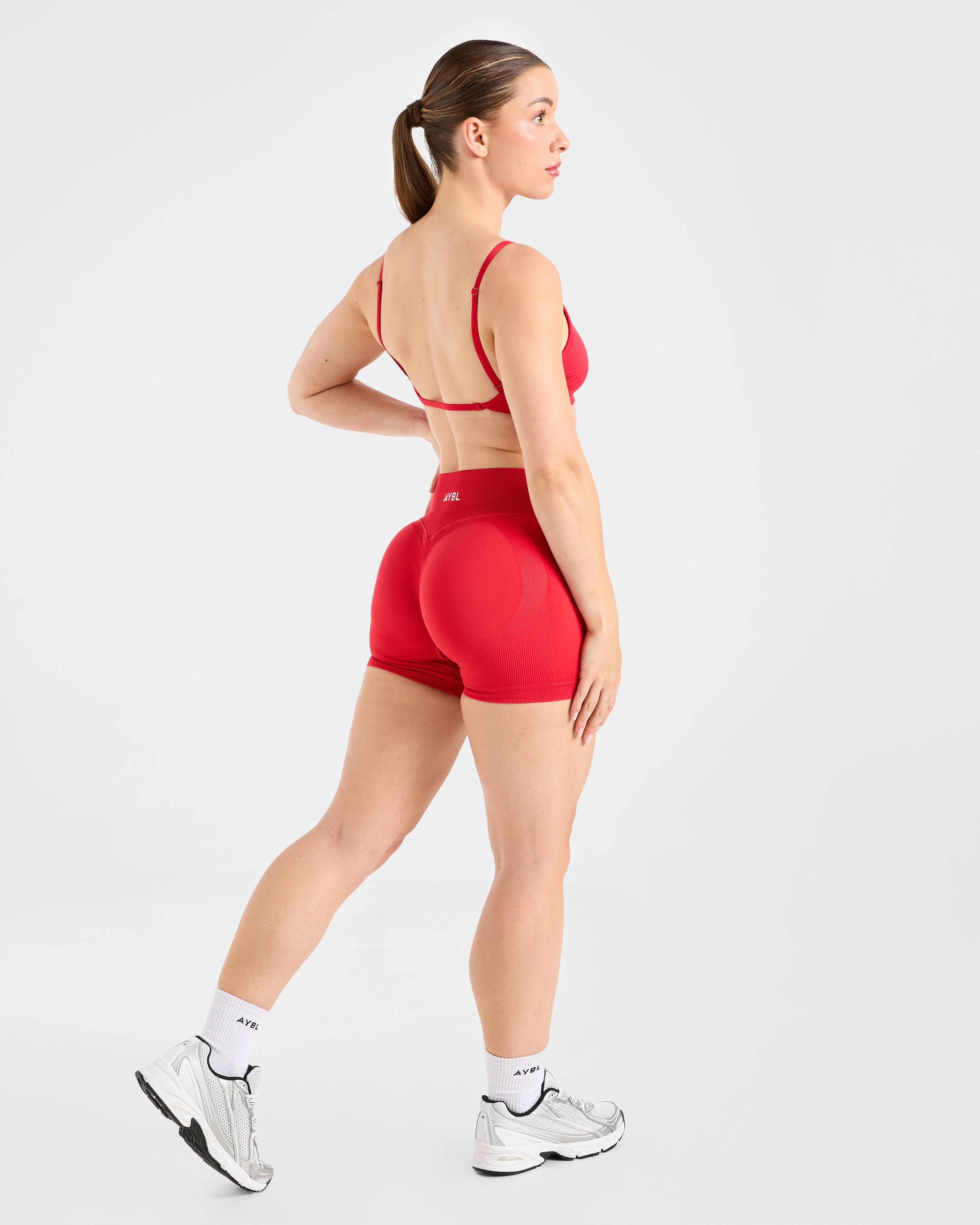 Adapt Seamless Strappy Sports Bra - Salsa Rouge - Image 4