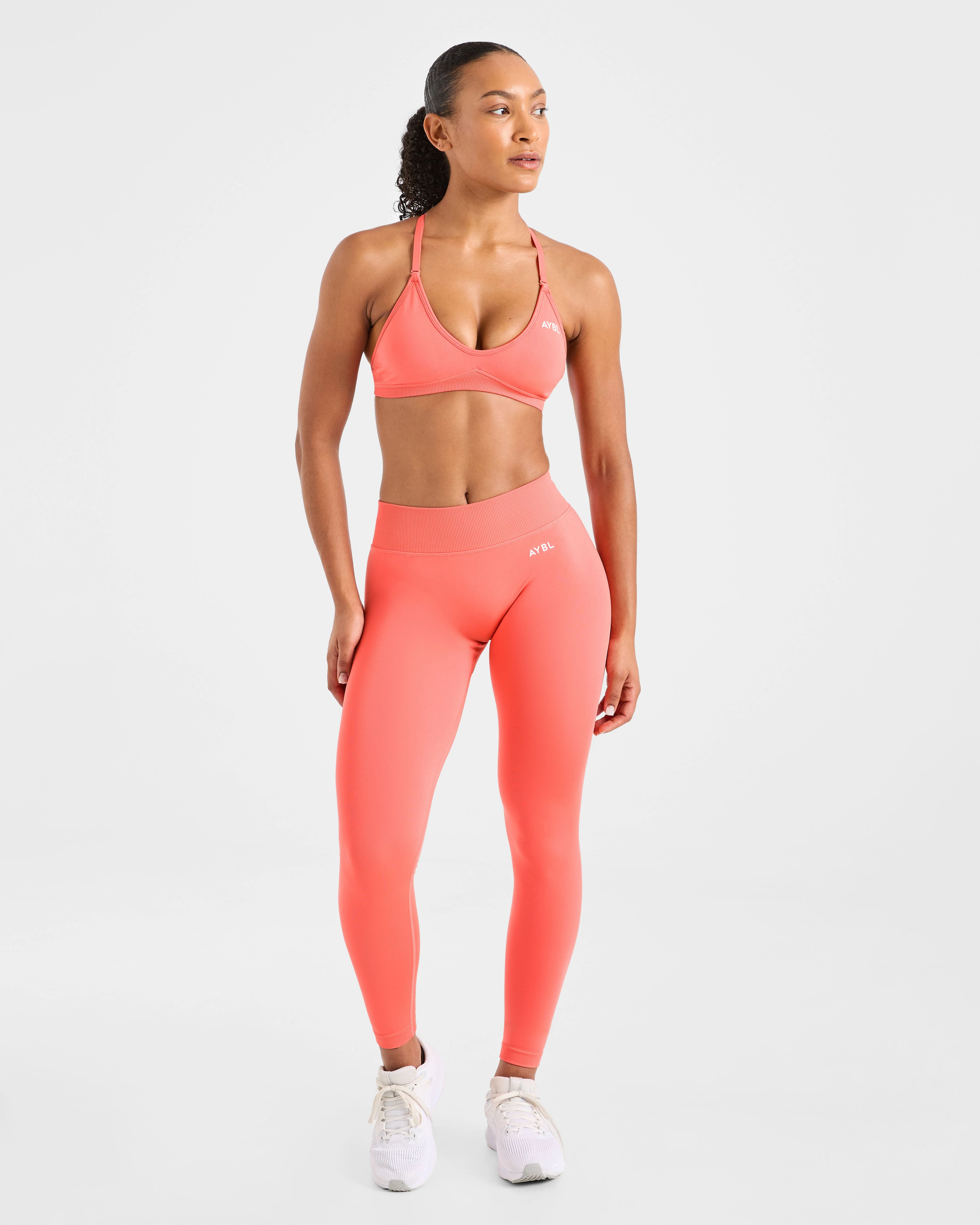 Adapt Seamless Strappy Sports Bra - Summer Pêche - Image 3