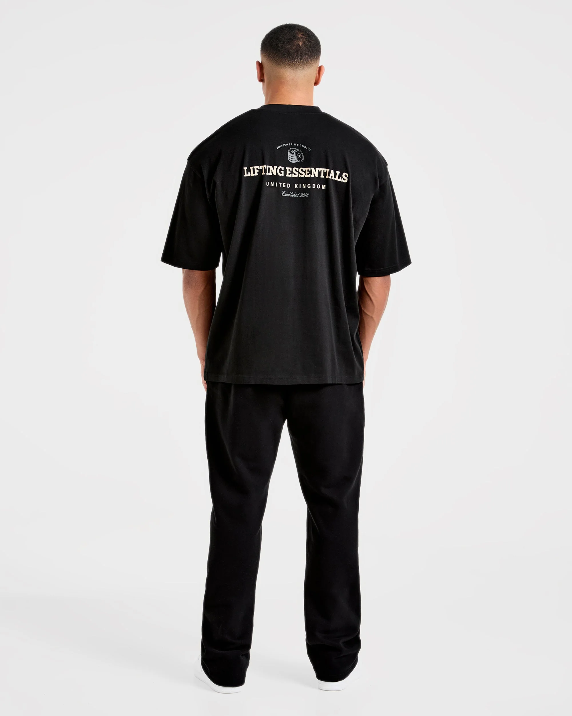 Apex Lifting Essentials Oversized T Shirt - Noir/Crème - Image 4