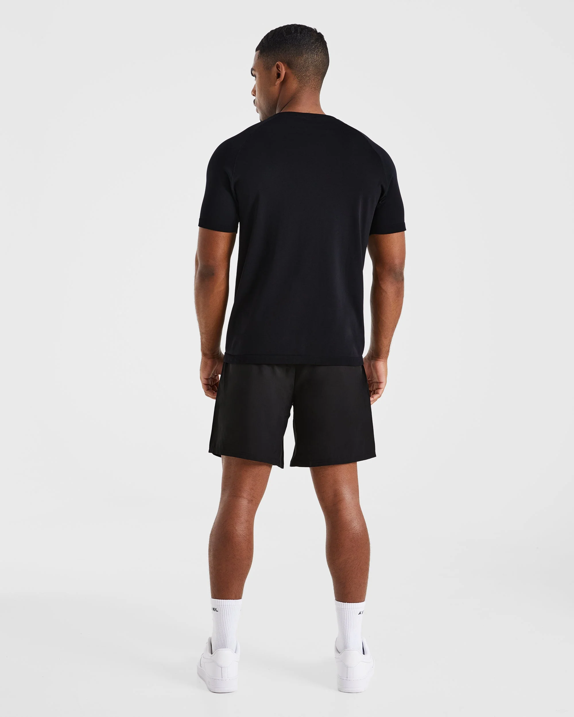 Ascend Seamless T Shirt - Noir - Image 4