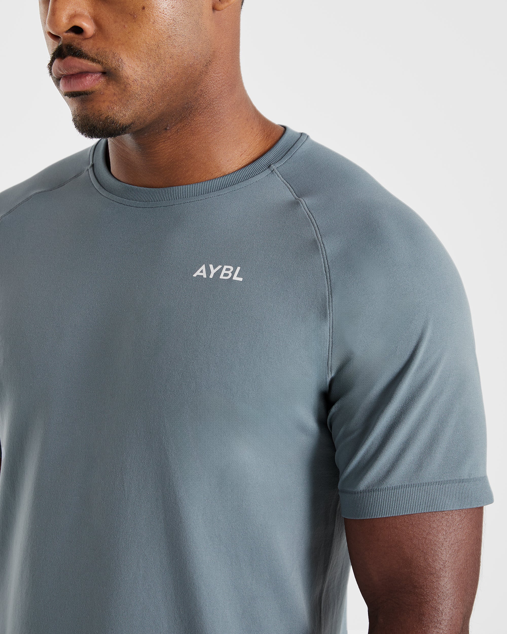 Ascend Seamless T Shirt - Slate Bleu - Image 5
