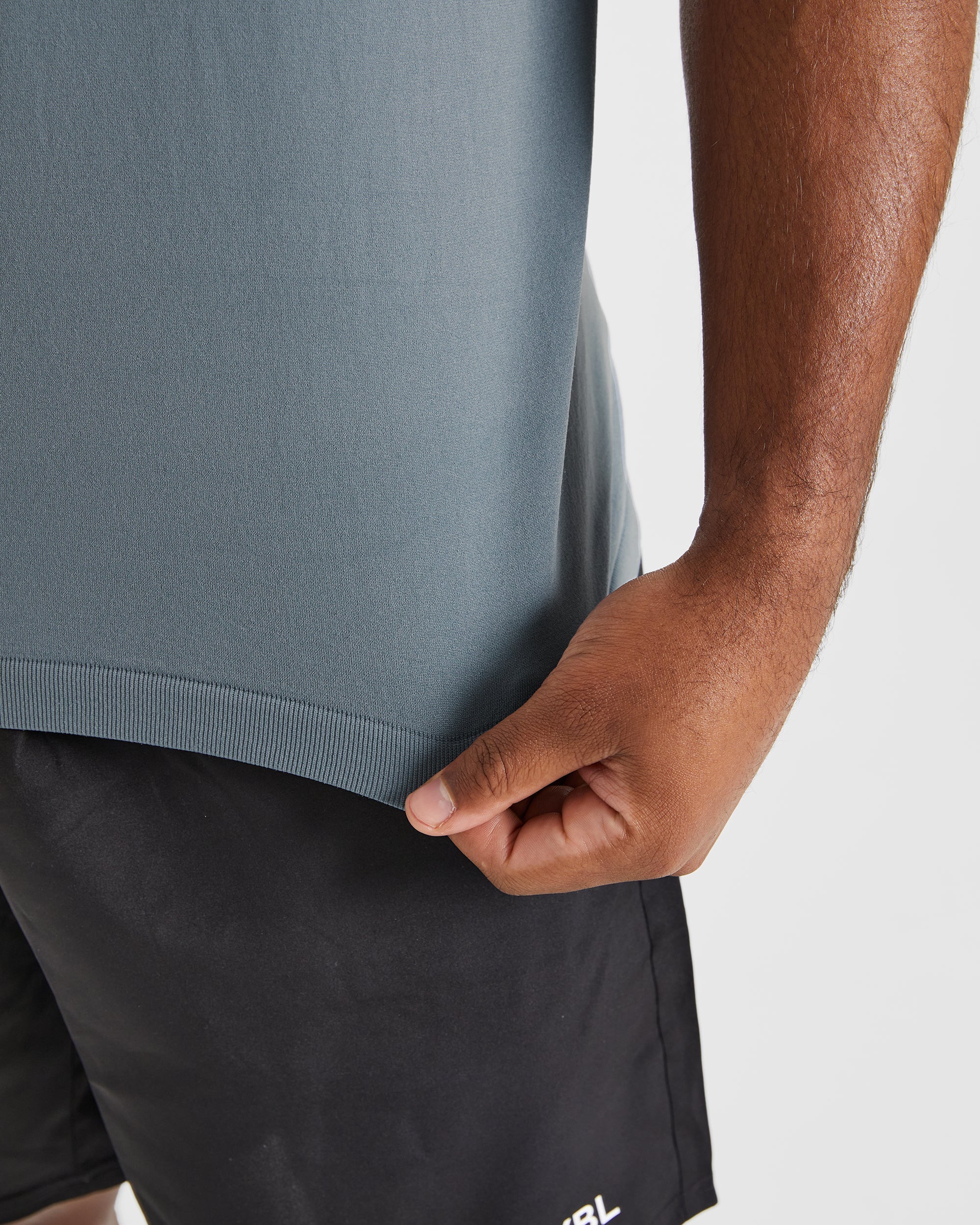 Ascend Seamless T Shirt - Slate Bleu - Image 6