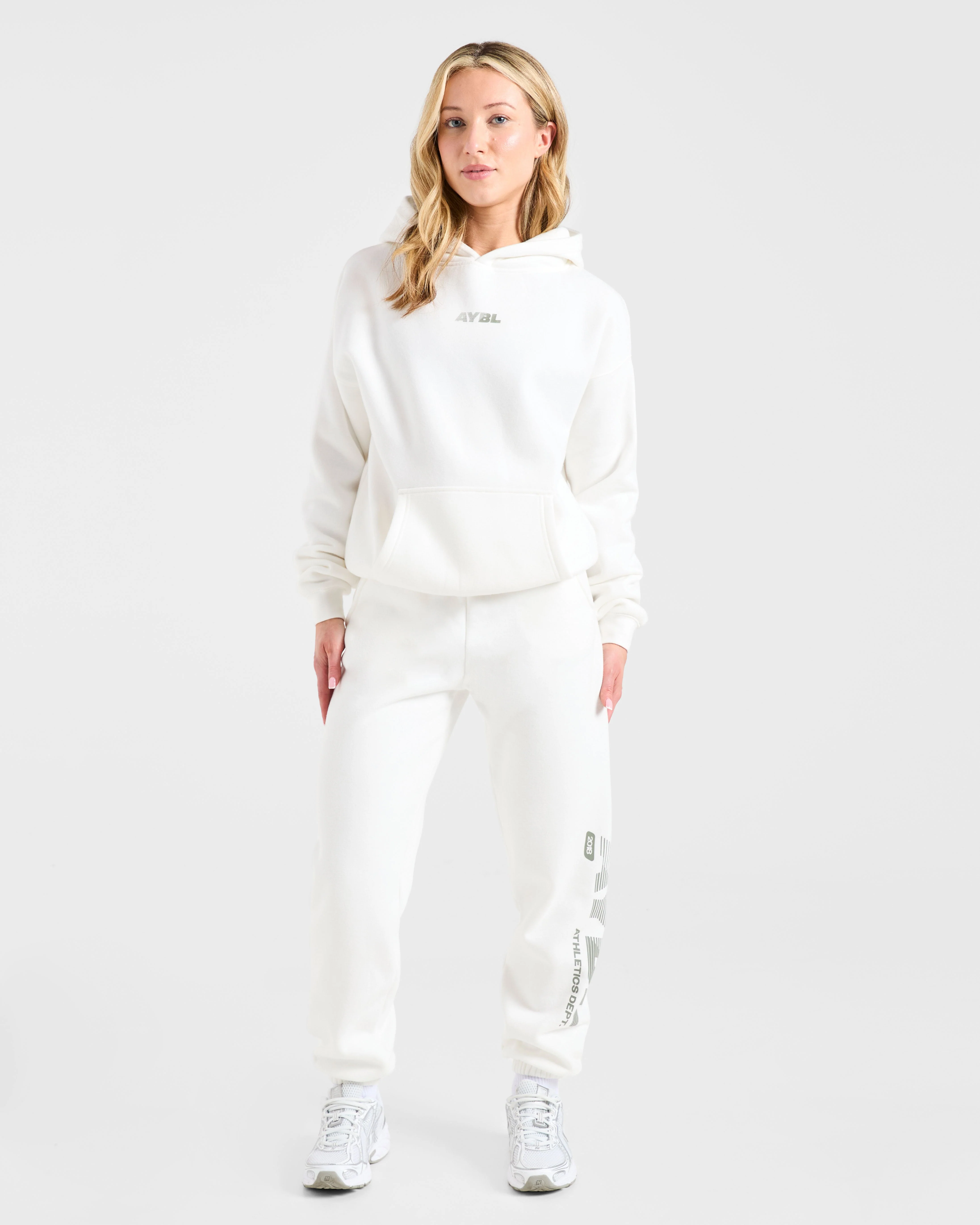 Athletics Dept Oversized Joggers - Off Blanc - Image 3