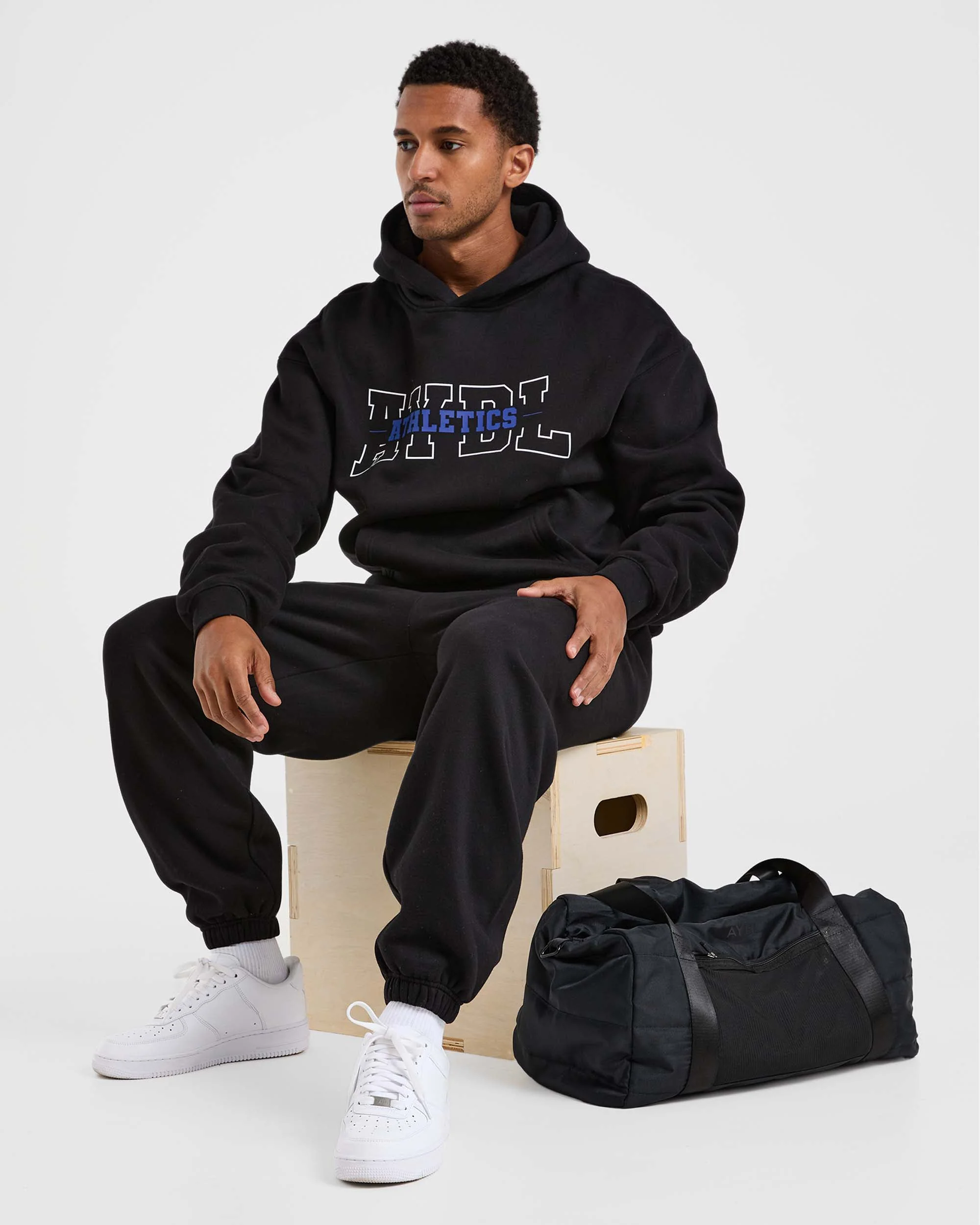 Athletics Oversized Joggers - Noir - Image 7
