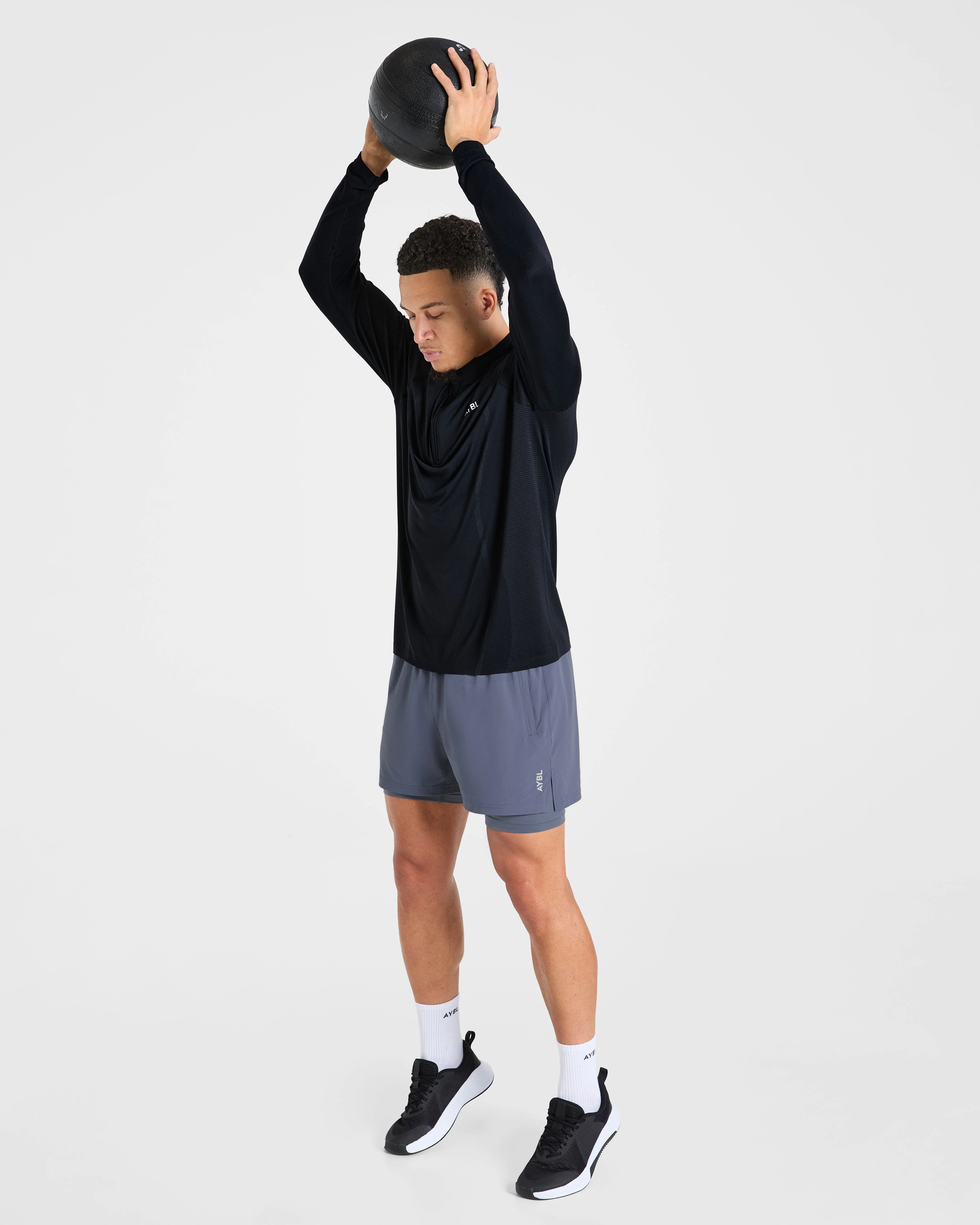 Attain Seamless 1/2 Zip Pullover - Noir - Image 8