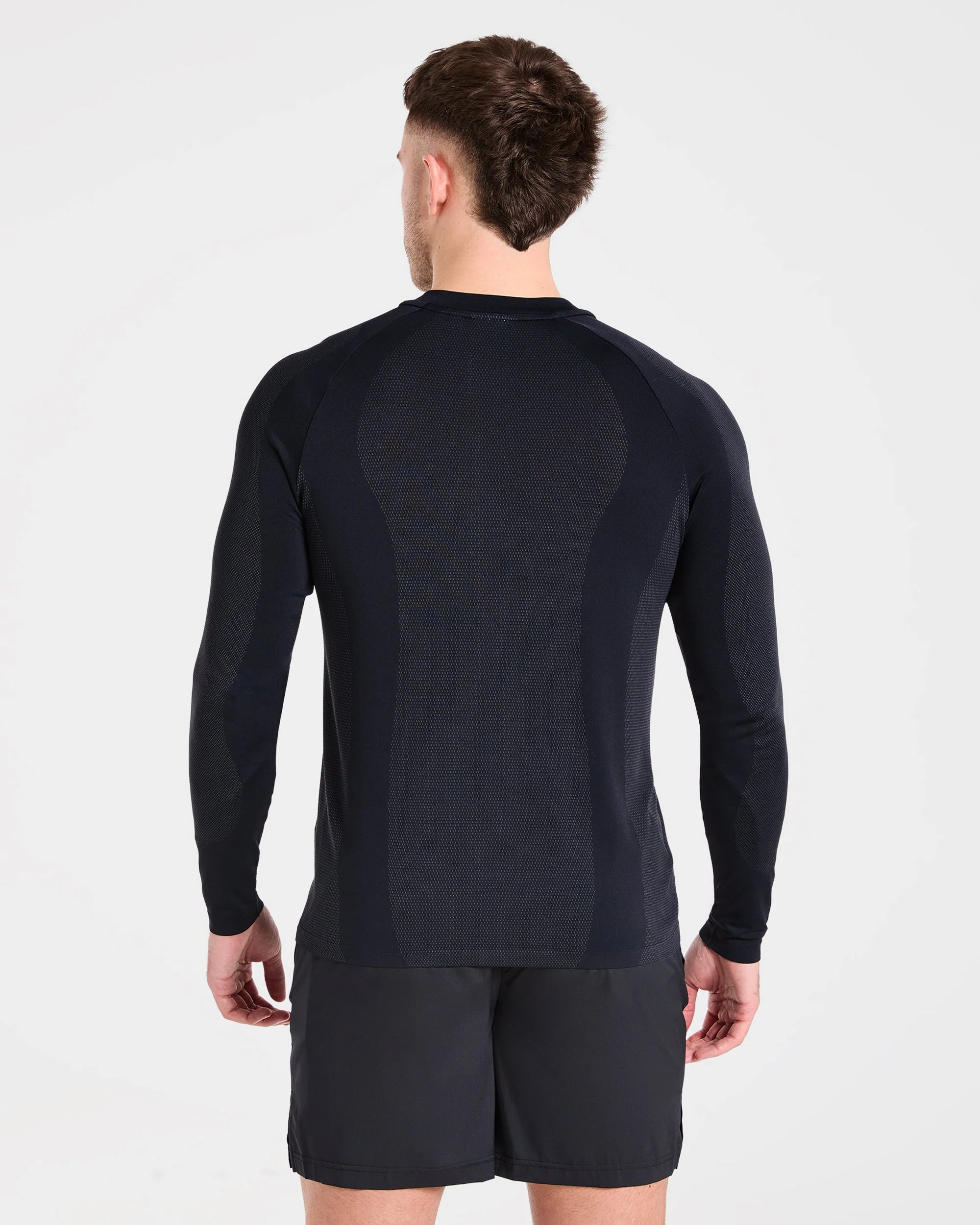 Attain Seamless Long Sleeve T Shirt - Noir - Image 2