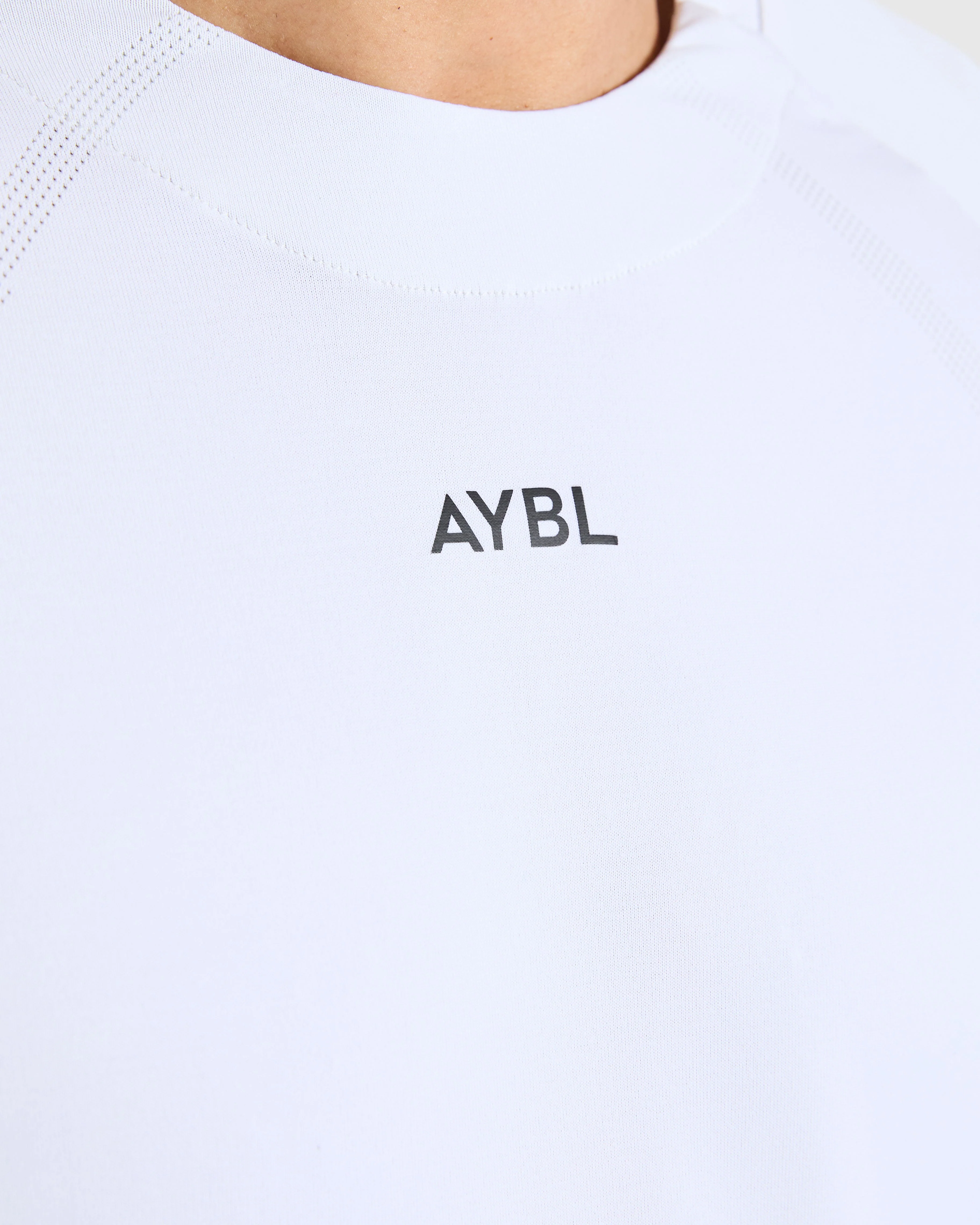 Attain Seamless Long Sleeve T Shirt - Storm Blanc - Image 5