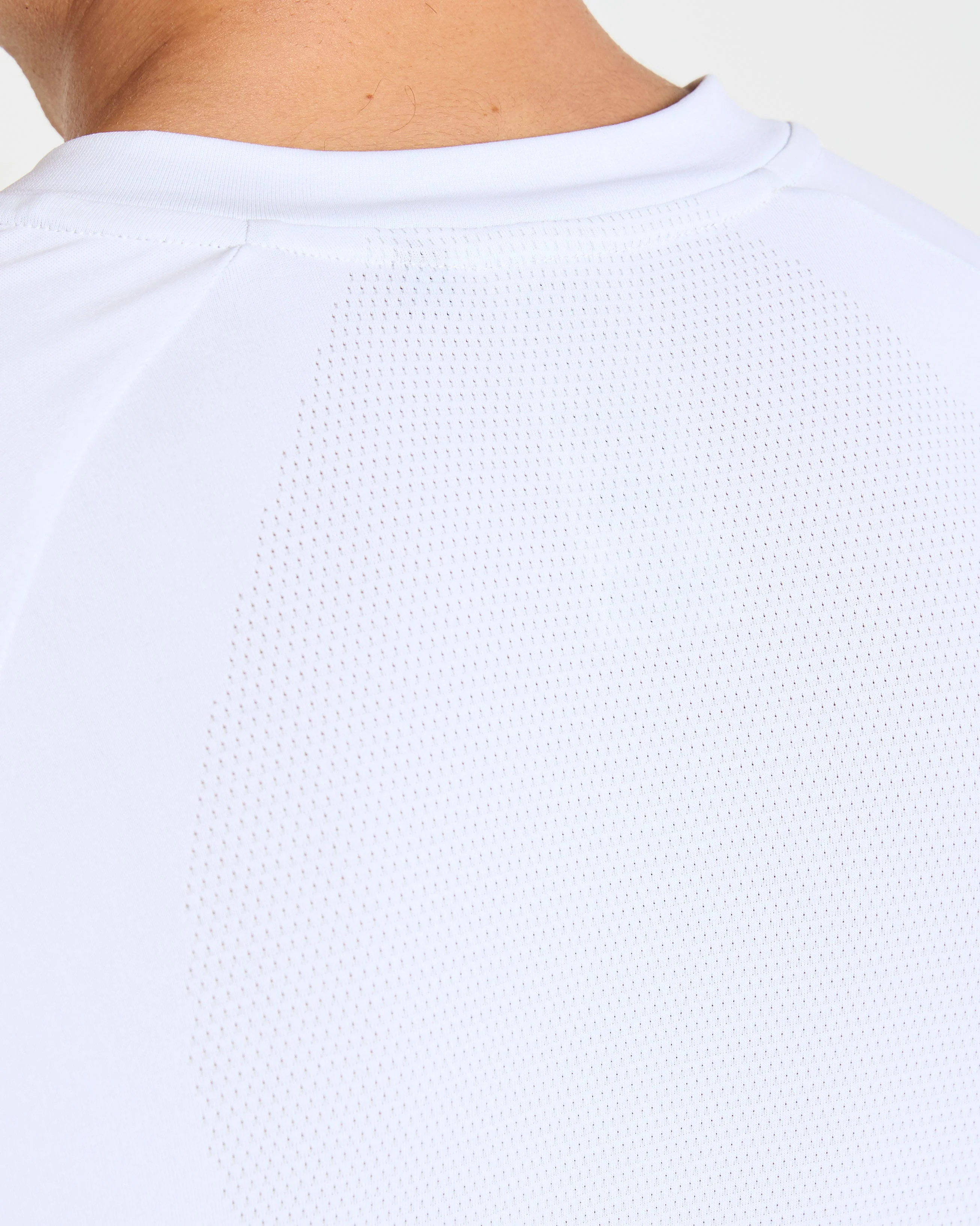 Attain Seamless Long Sleeve T Shirt - Storm Blanc - Image 6