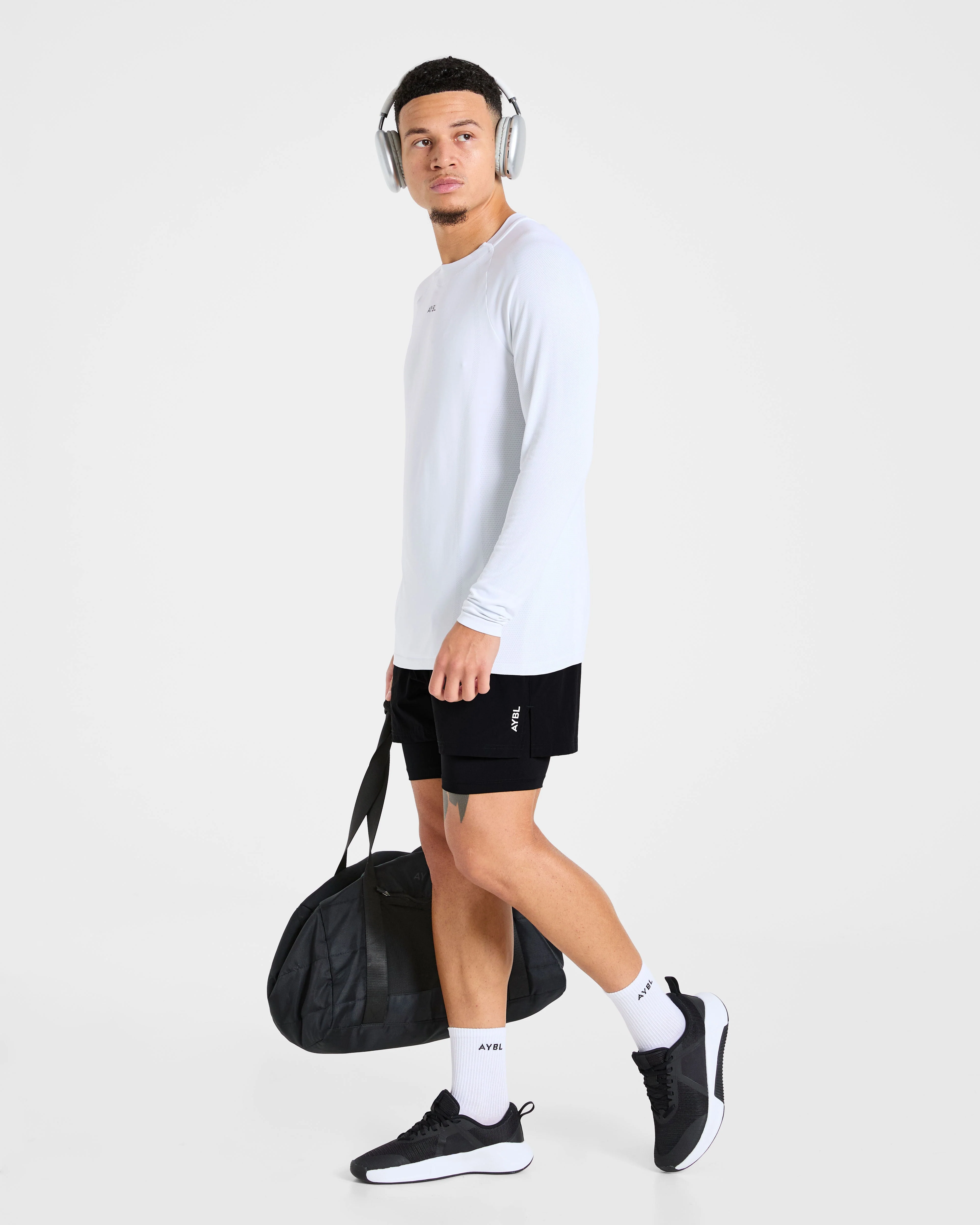 Attain Seamless Long Sleeve T Shirt - Storm Blanc - Image 8