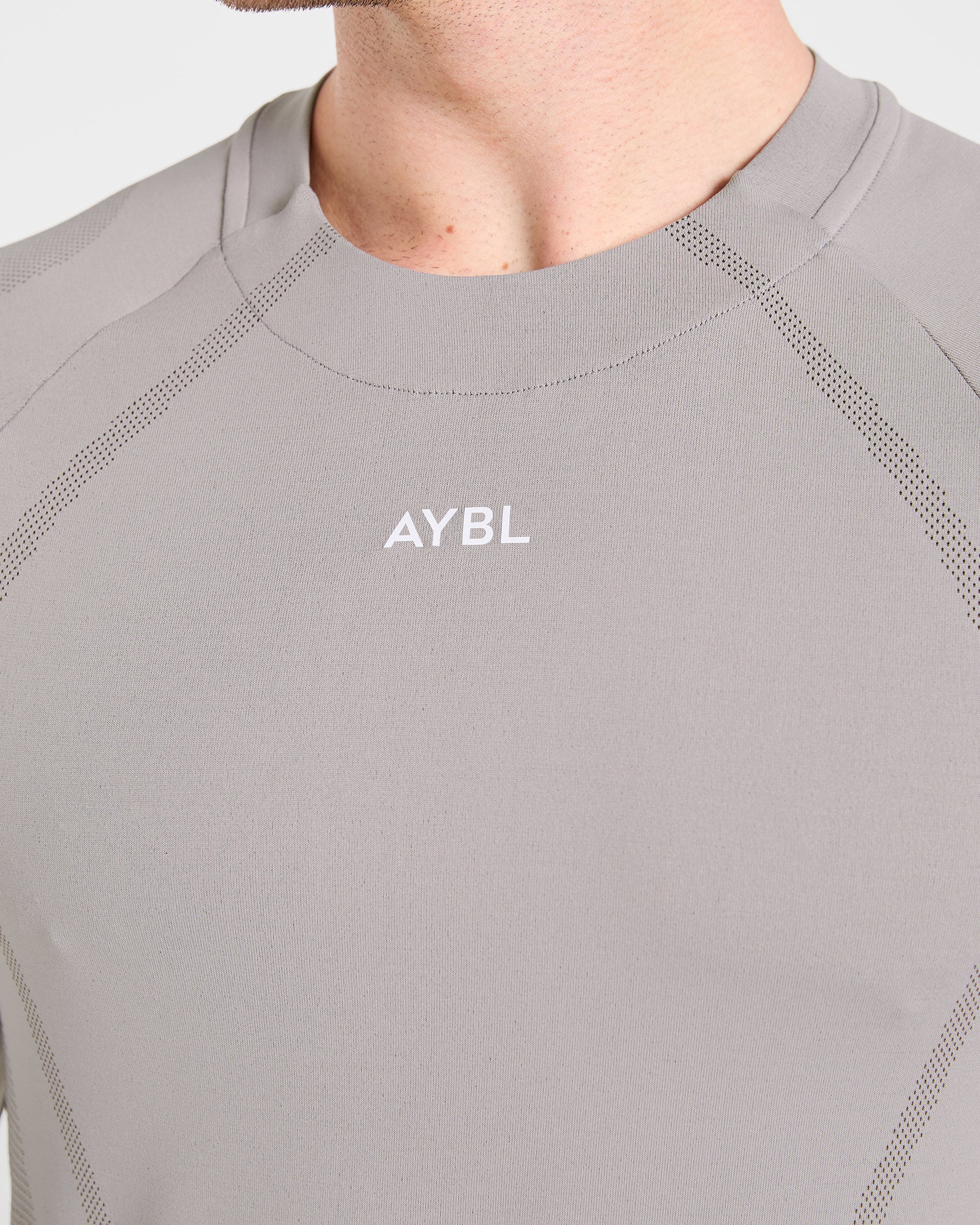 Attain Seamless Long Sleeve T Shirt - Woodland Fog - Image 6