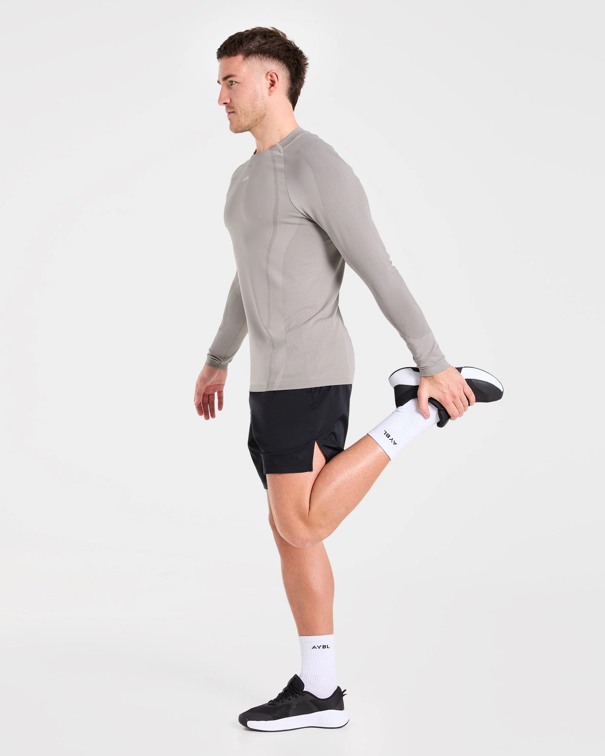 Attain Seamless Long Sleeve T Shirt - Woodland Fog - Image 8