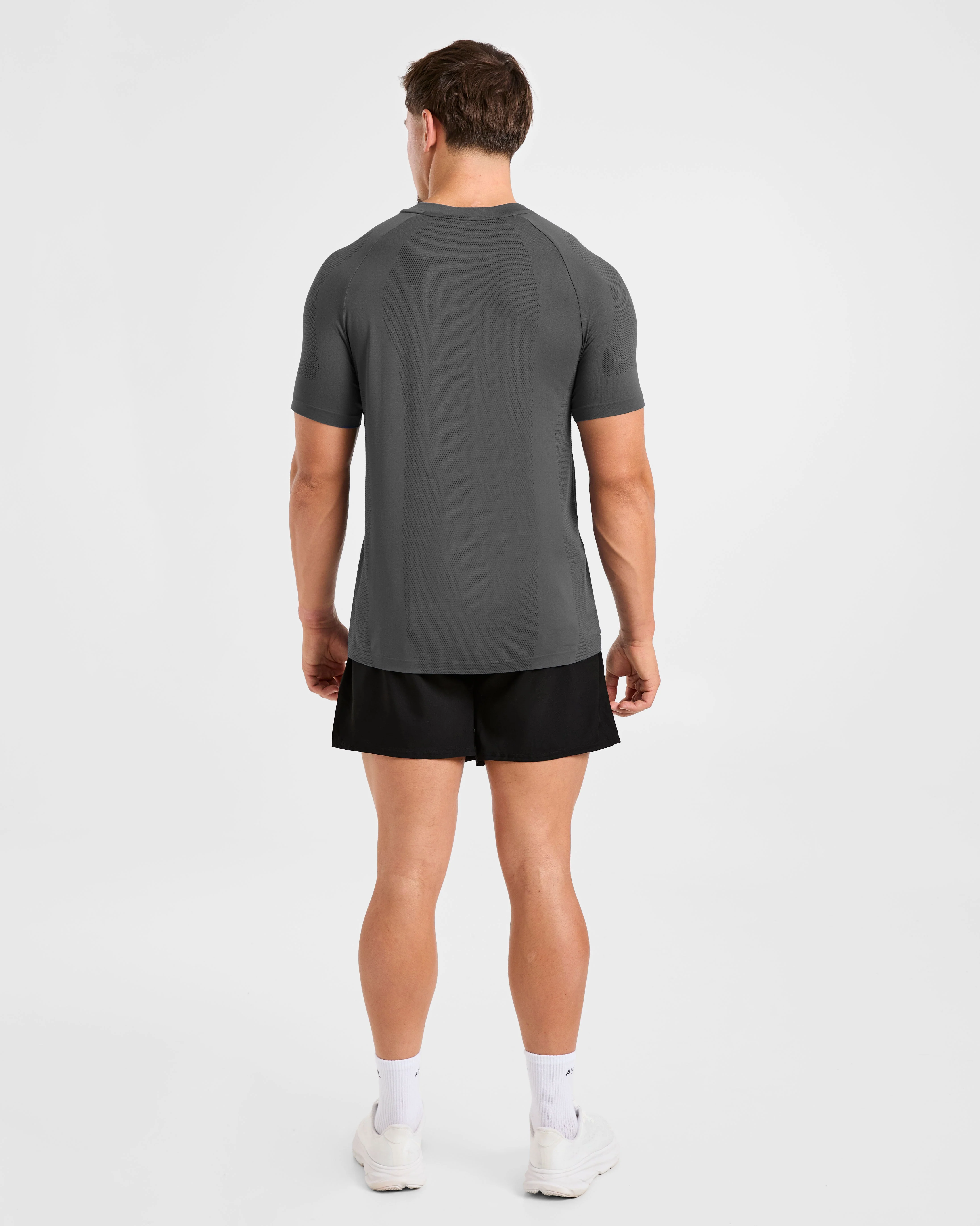 Attain Seamless T Shirt - Storm Gris - Image 4