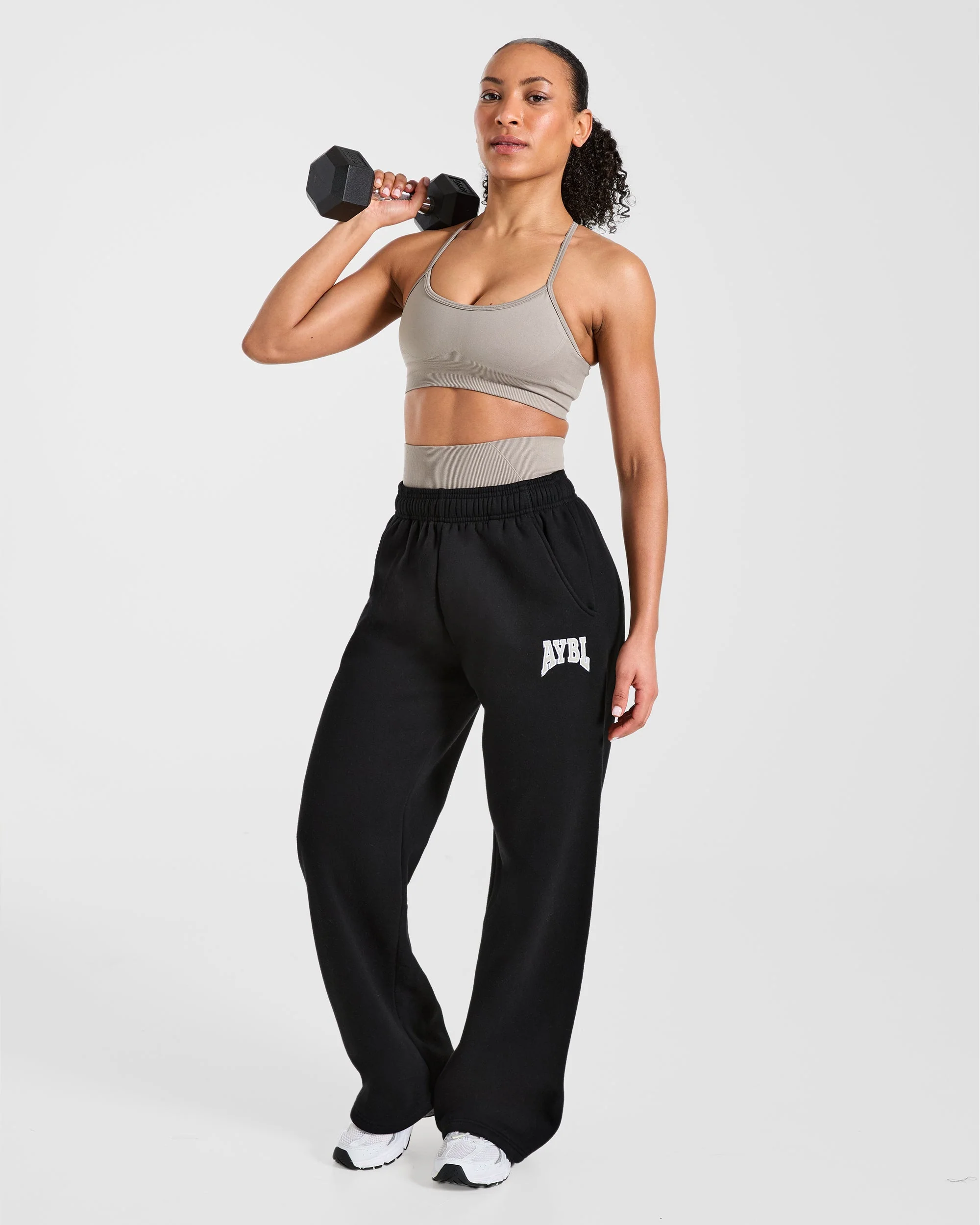 AYBL Club Oversized Straight Leg Joggers - Noir - Image 7
