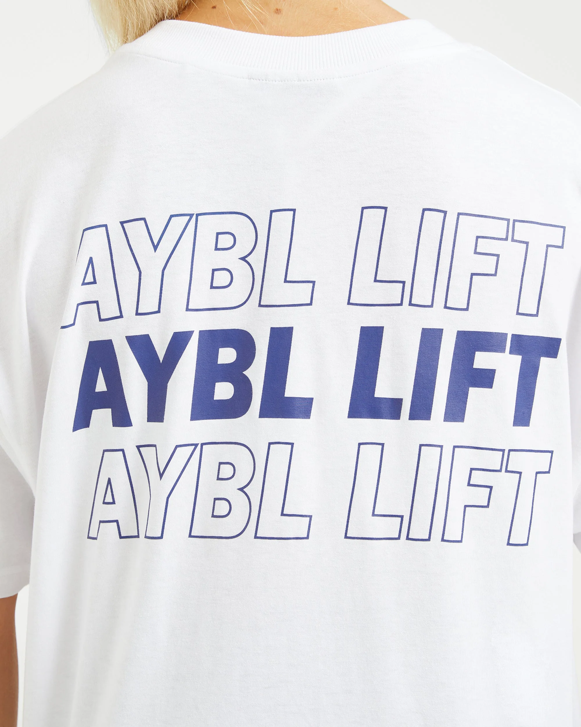 AYBL Lift Italic Oversized T Shirt - Blanc/Navy - Image 6