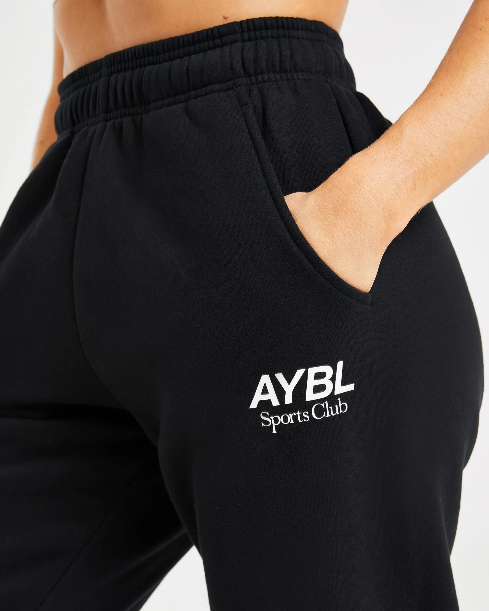 AYBL Sports Club Oversized Joggers - Noir/Blanc - Image 6