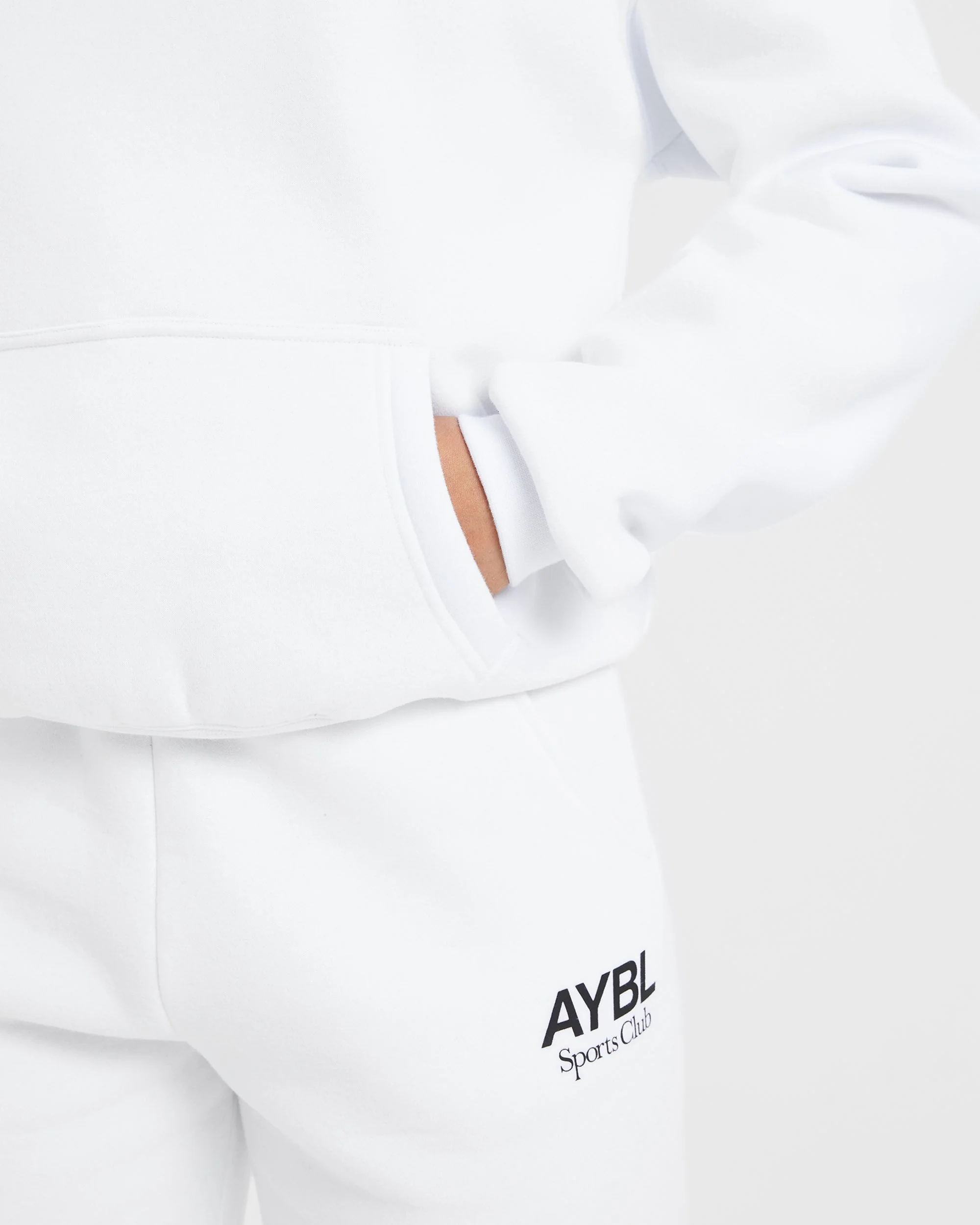 AYBL Sports Club Oversized Joggers - Blanc - Image 5