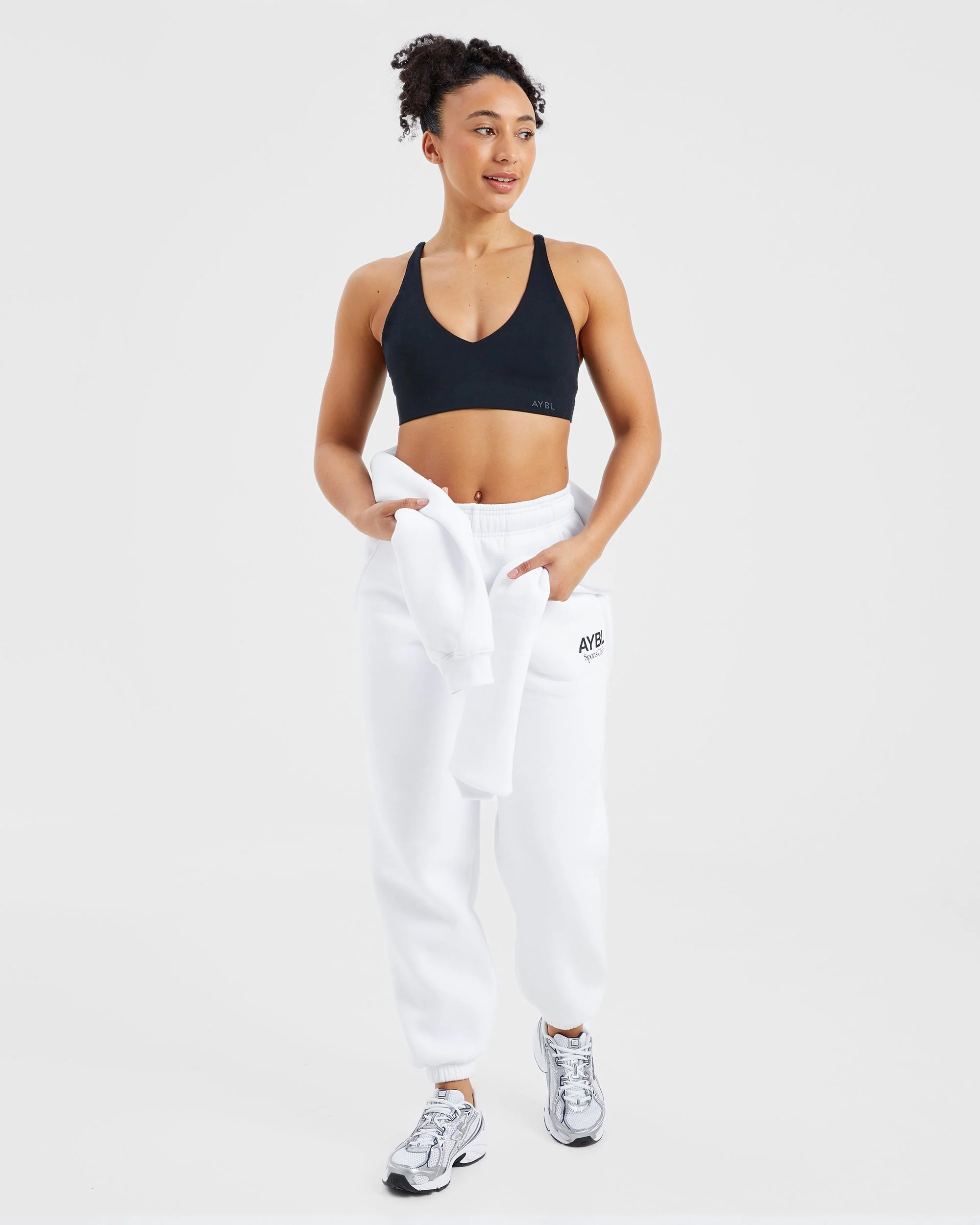 AYBL Sports Club Oversized Joggers - Blanc - Image 7