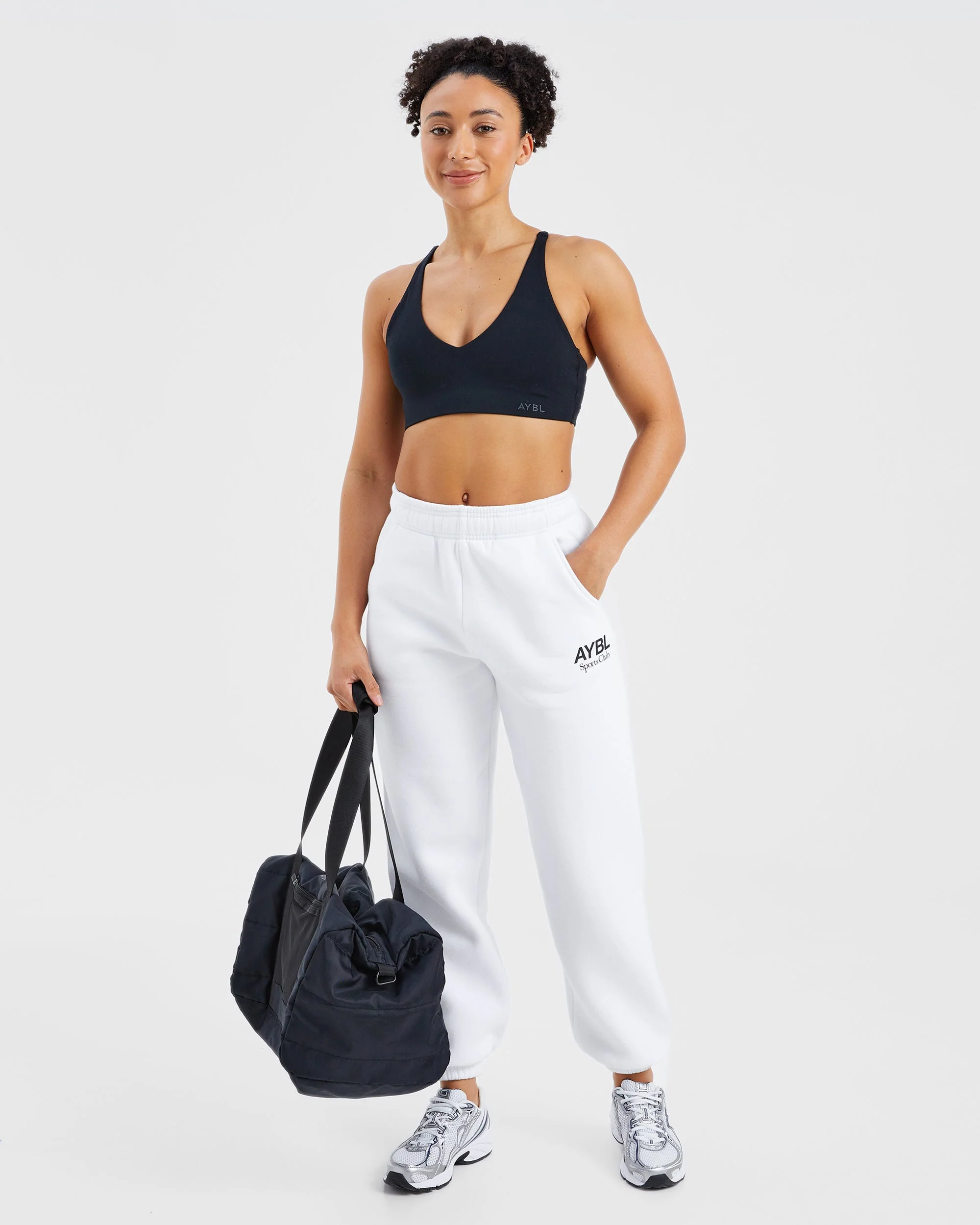 AYBL Sports Club Oversized Joggers - Blanc - Image 8