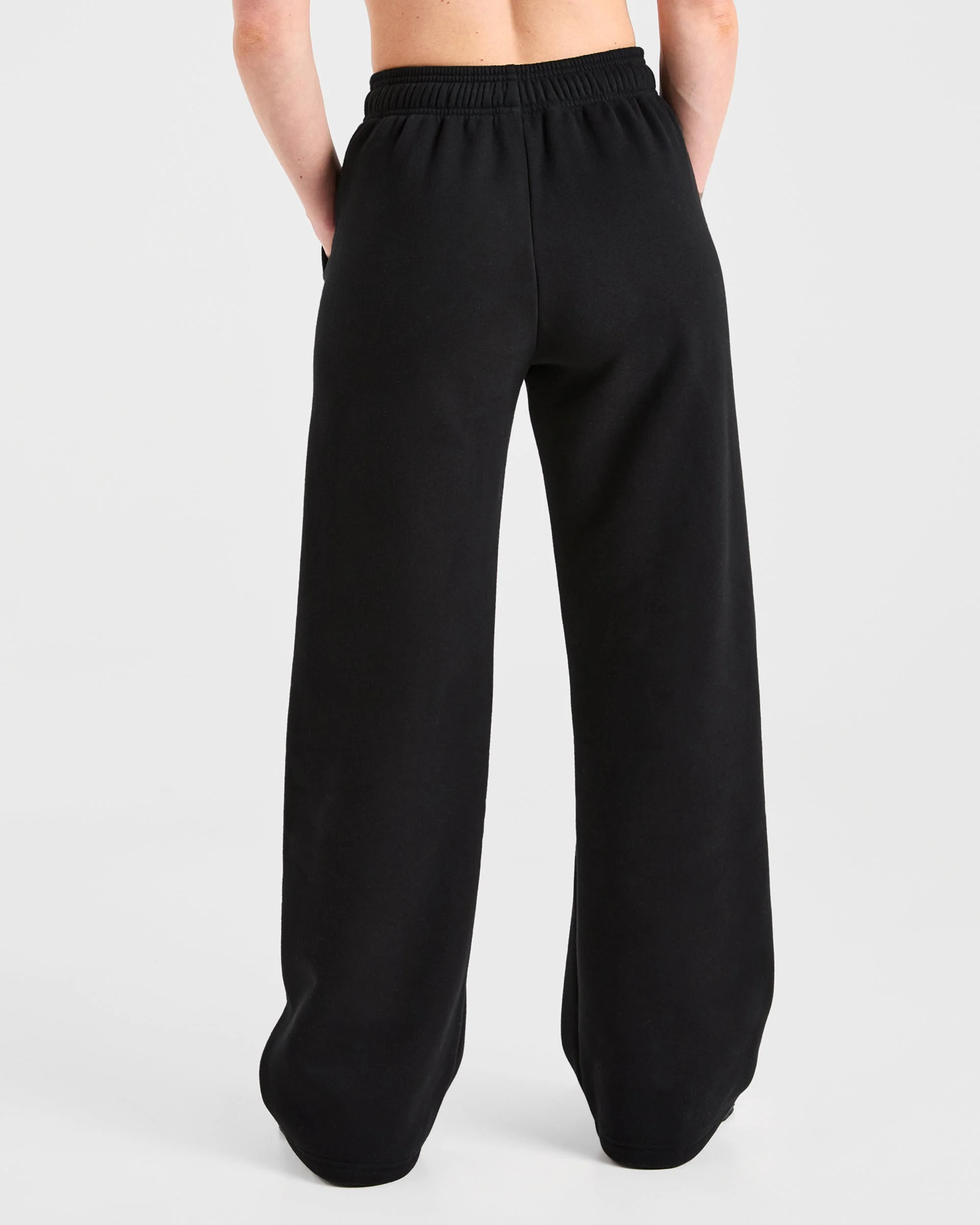 AYBL Sports Club Oversized Straight Leg Joggers - Noir/Blanc - Image 2