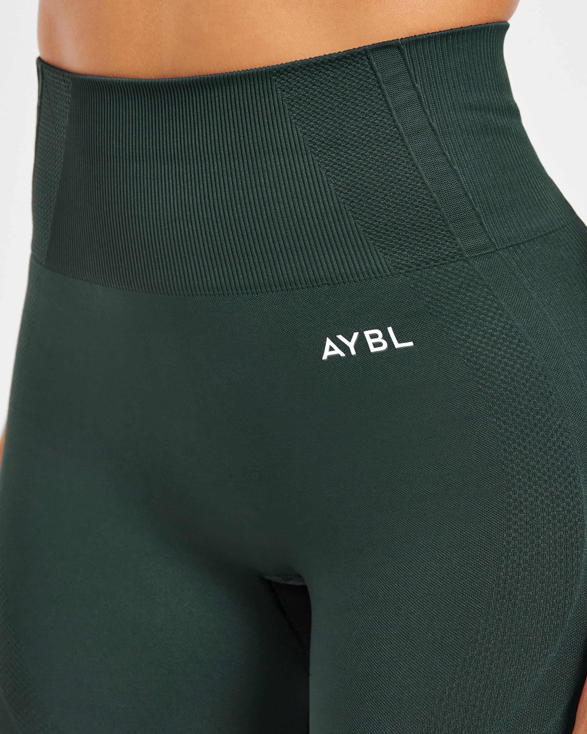 Balance V3 Seamless Leggings - Dark Vert - Image 5
