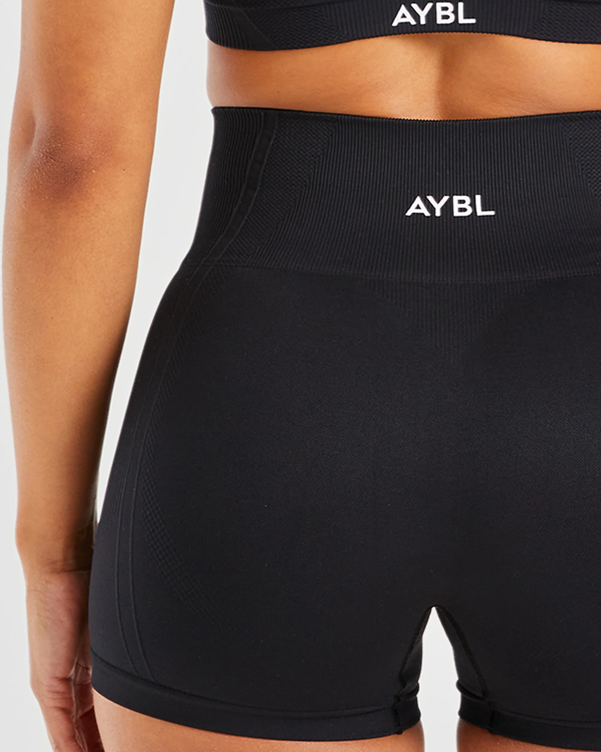 Balance V3 Seamless Shorts - Noir - Image 6