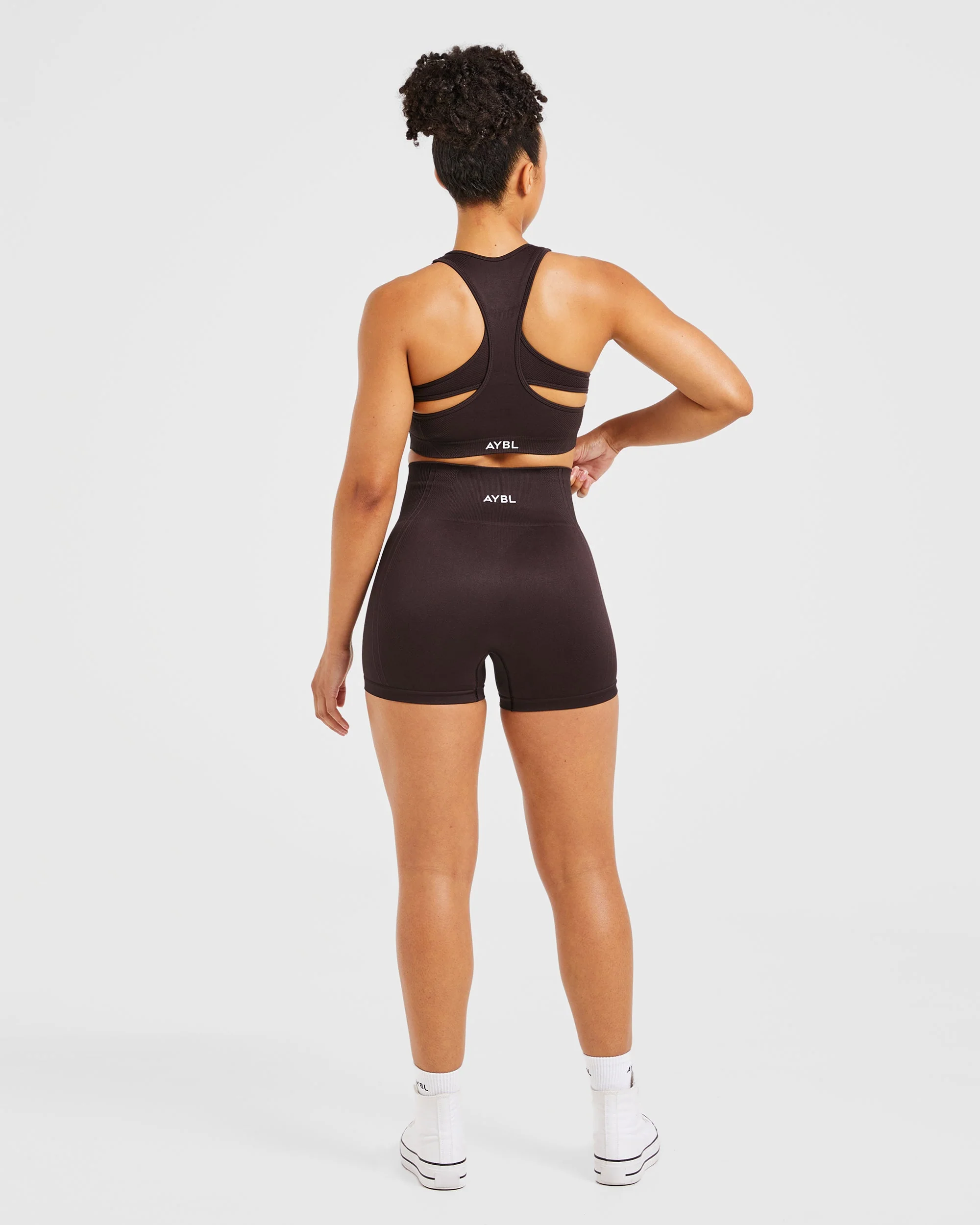 Balance V3 Seamless Shorts - Dark Brun - Image 4