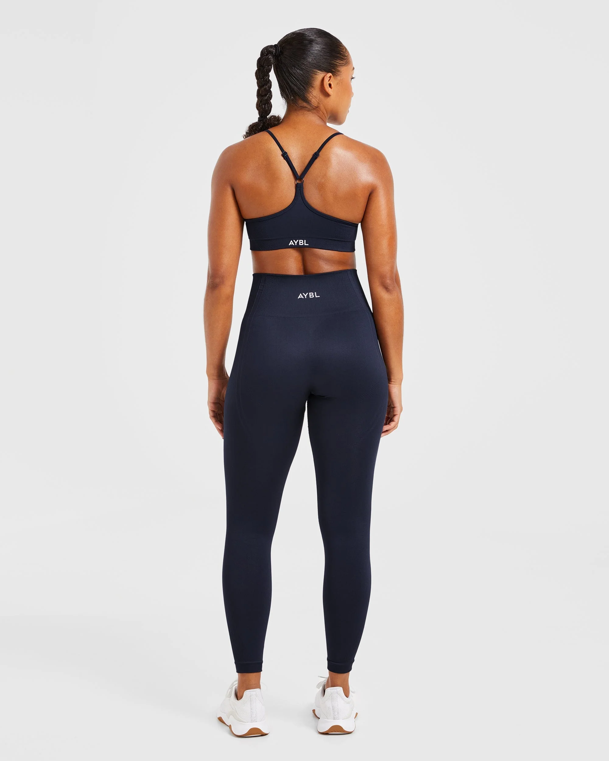 Balance V3 Seamless Strappy Sports Bra - Navy - Image 4
