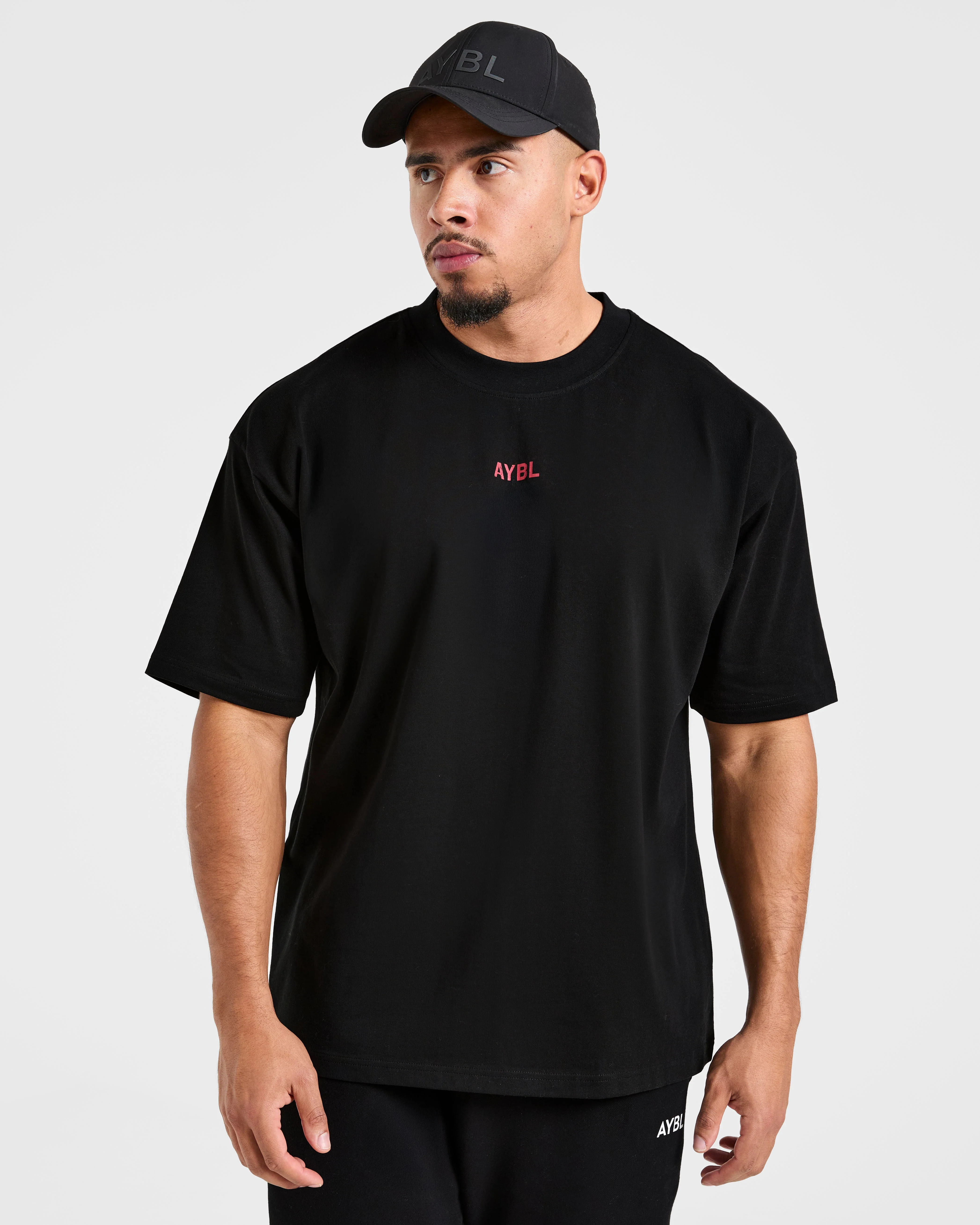 Cam Kissel x Strength Starts Here Oversized T Shirt  - Noir/Rouge - Image 7