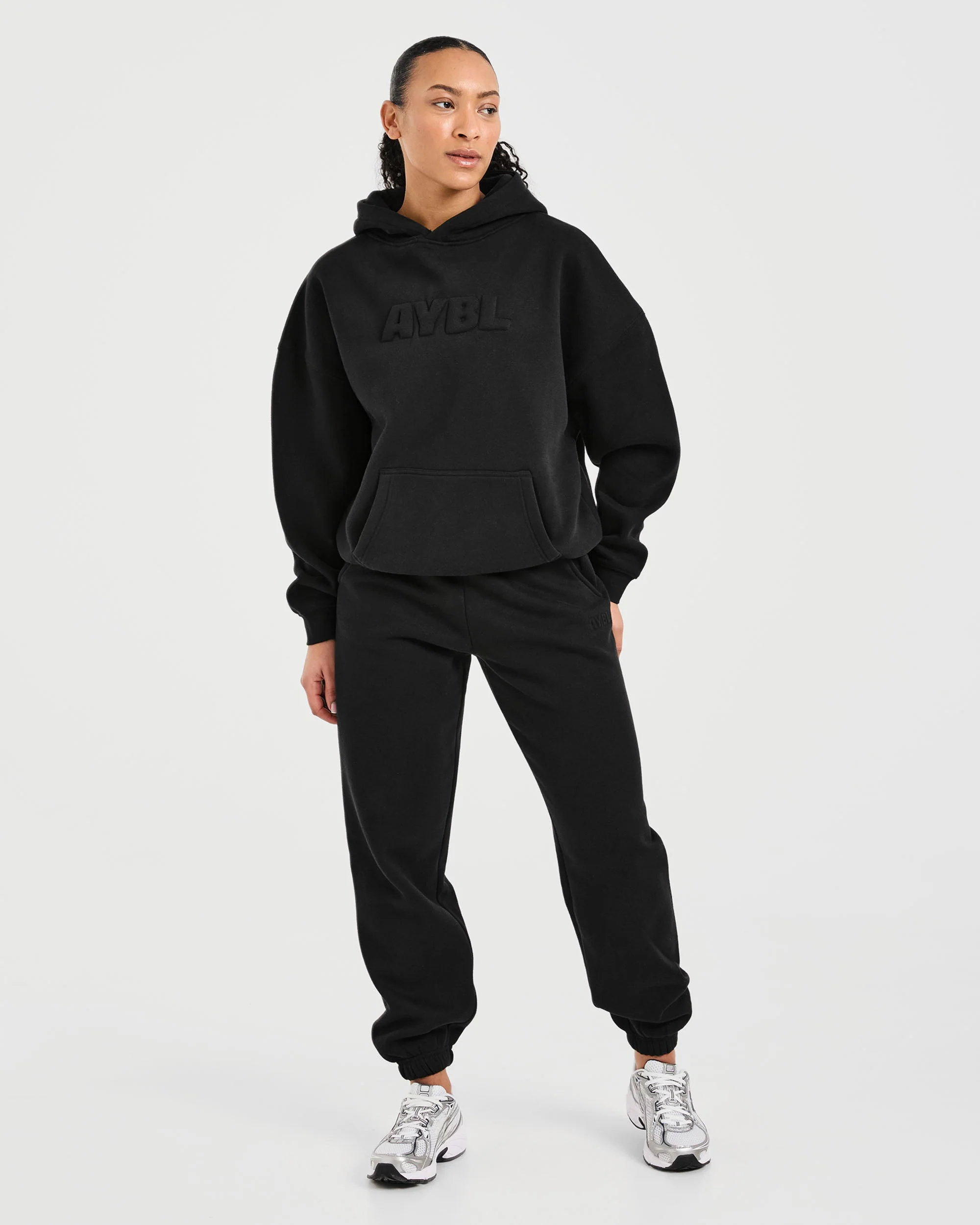 Classic Plush Oversized Hoodie - Noir - Image 3