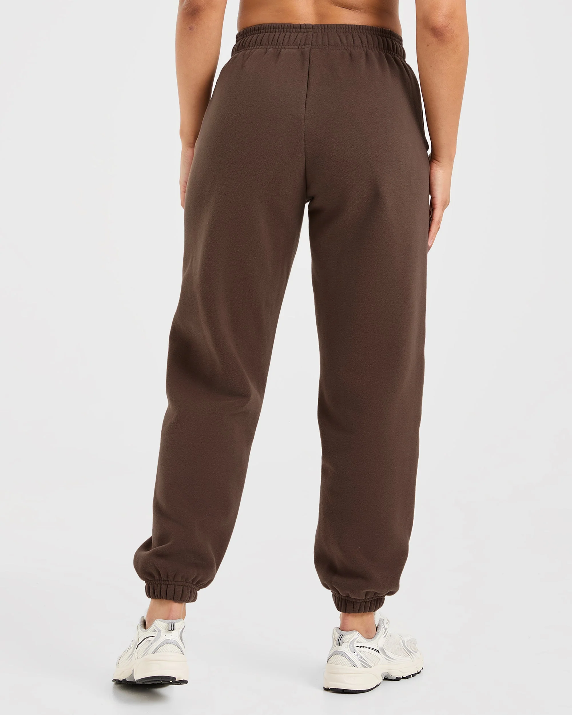 Classic Plush Oversized Joggers - Marron - Image 2