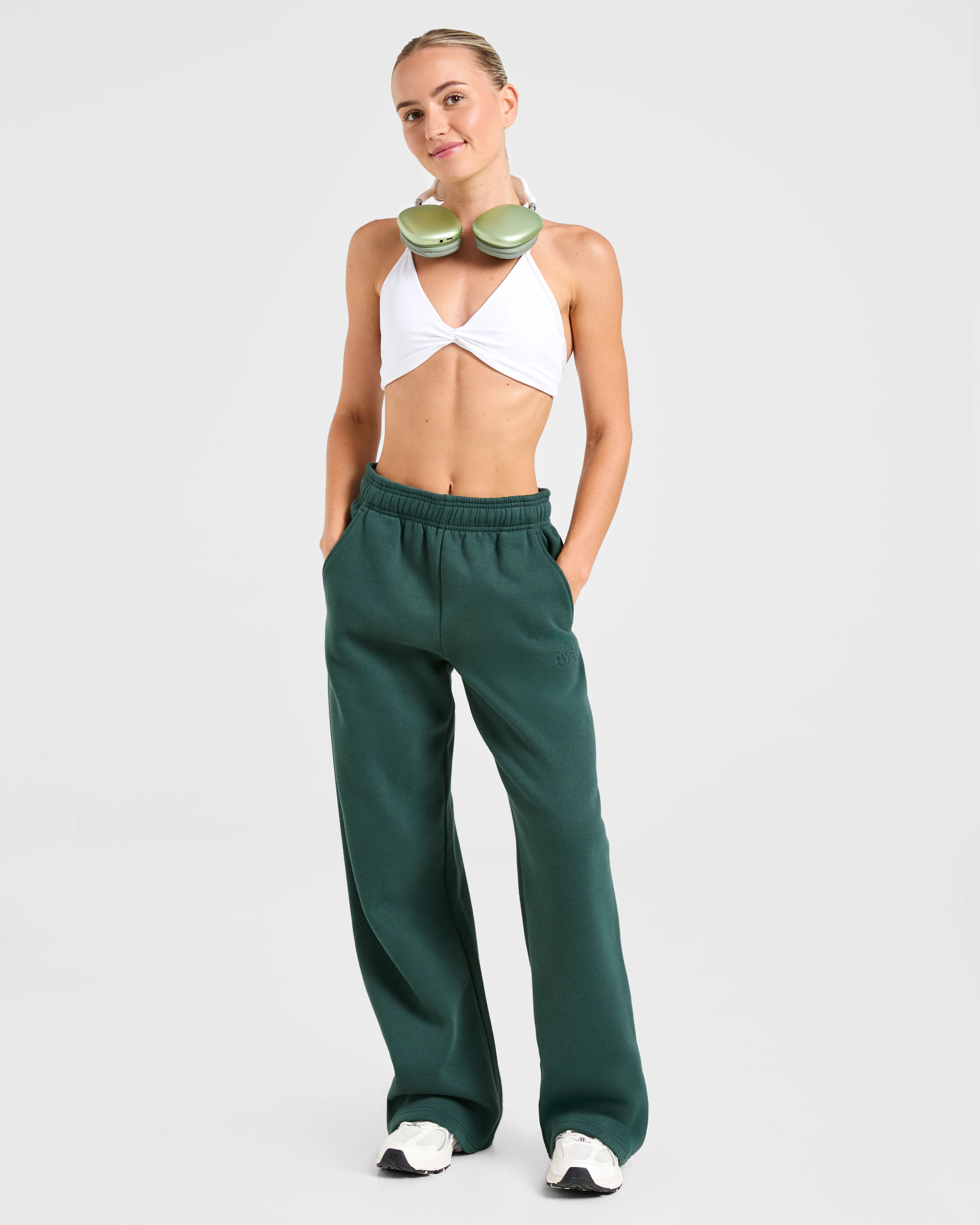 Classic Plush Oversized Straight Leg Joggers - Pine Vert - Image 8