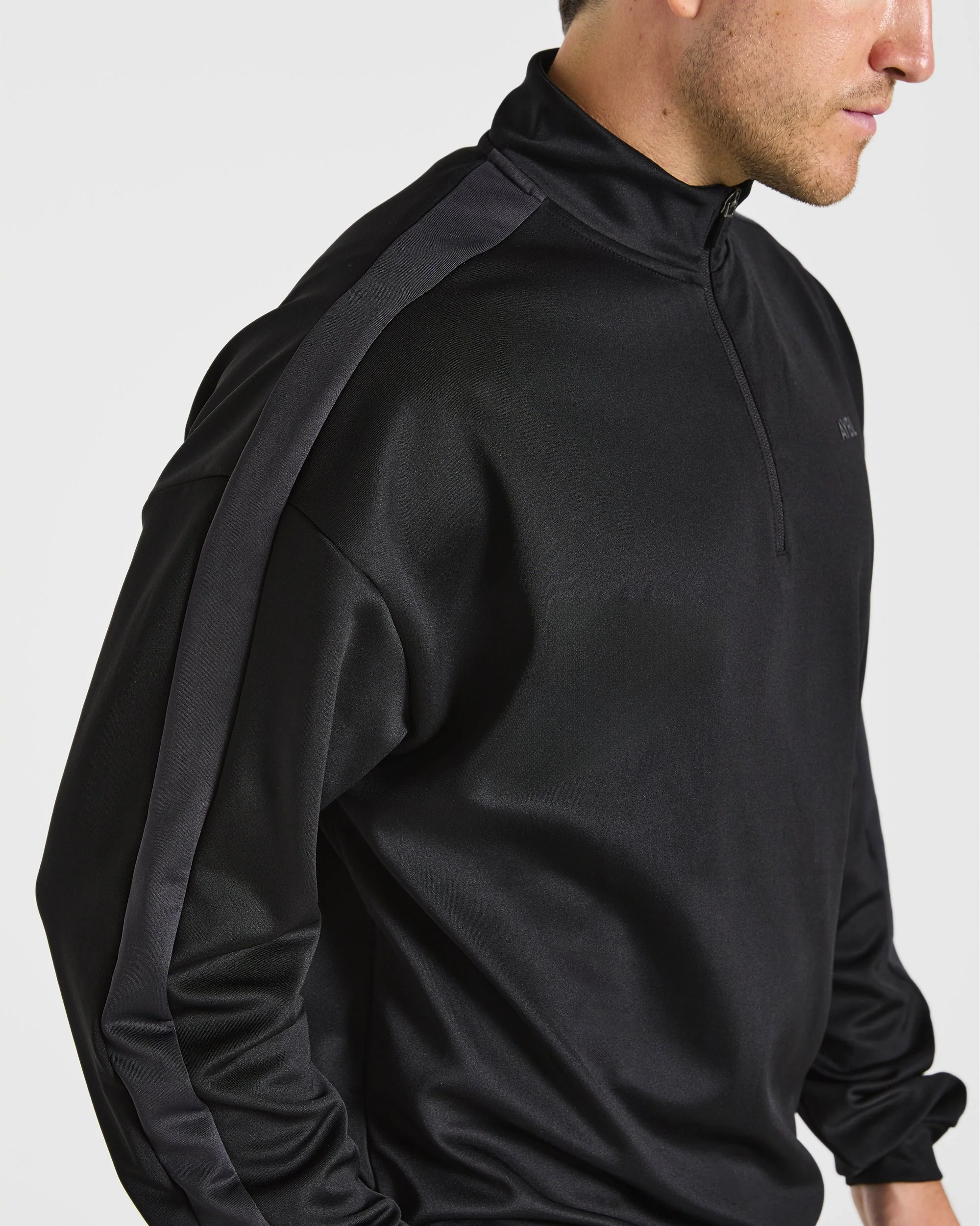 Classic Track 1/4 Zip Pullover - Noir/Charcoal - Image 6