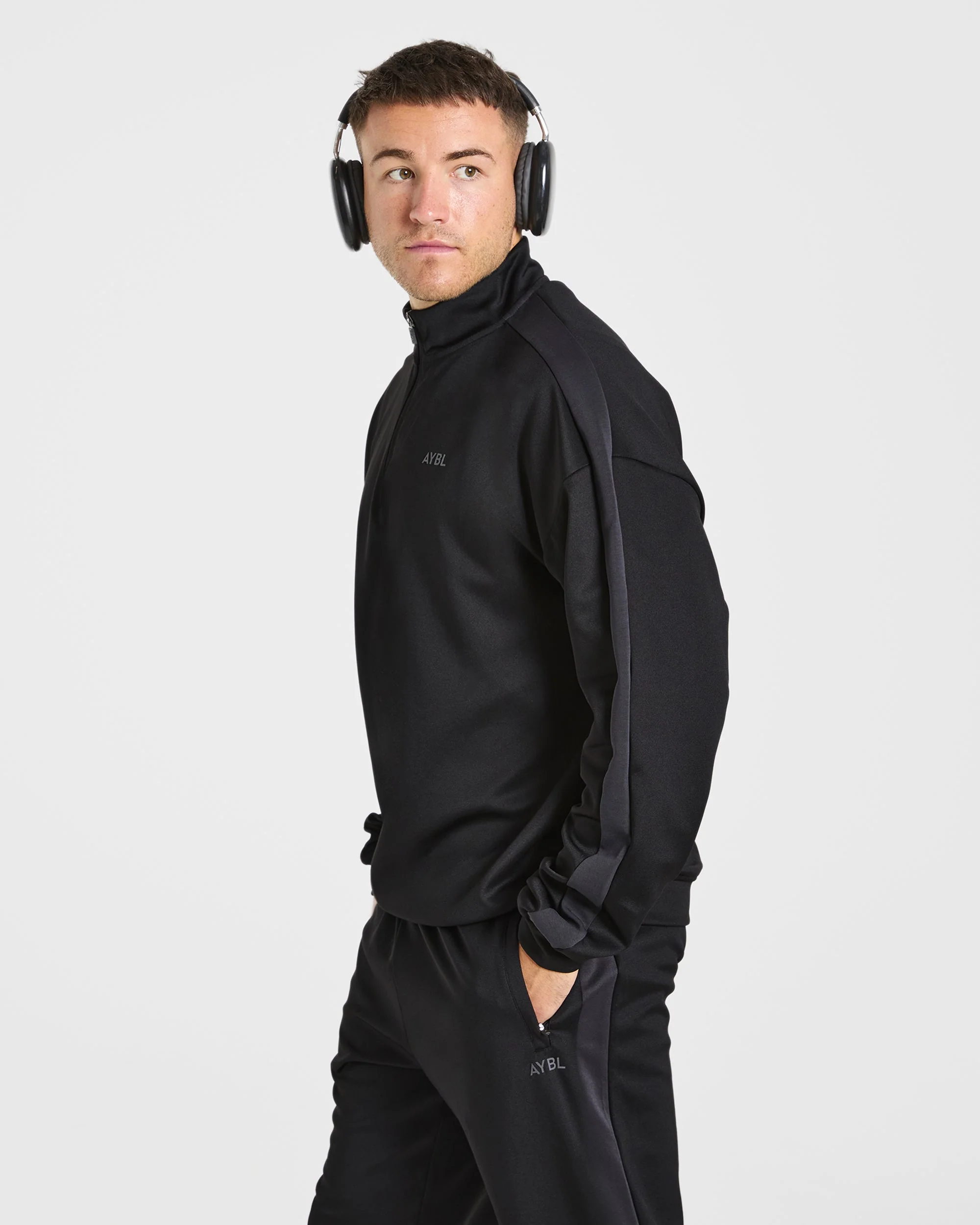 Classic Track 1/4 Zip Pullover - Noir/Charcoal - Image 7