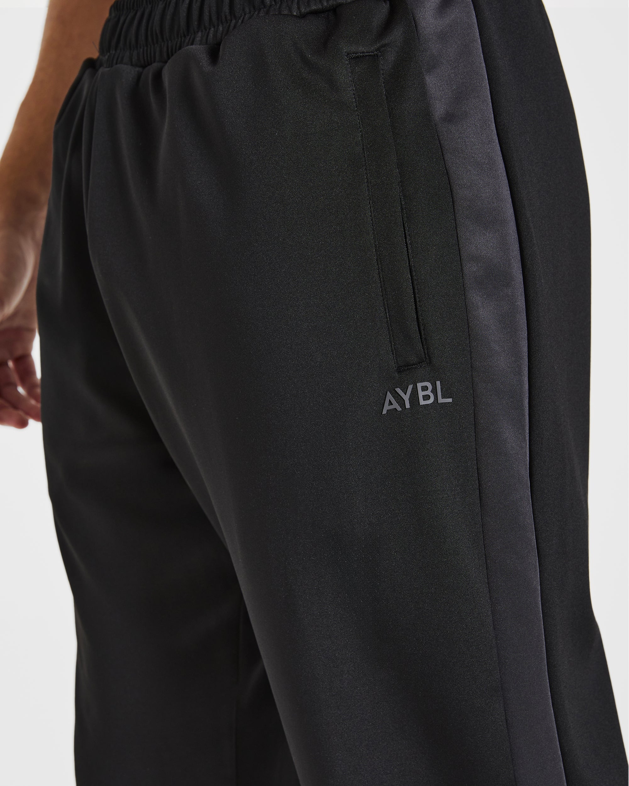 Classic Track Straight Leg Joggers - Noir/Charcoal - Image 5