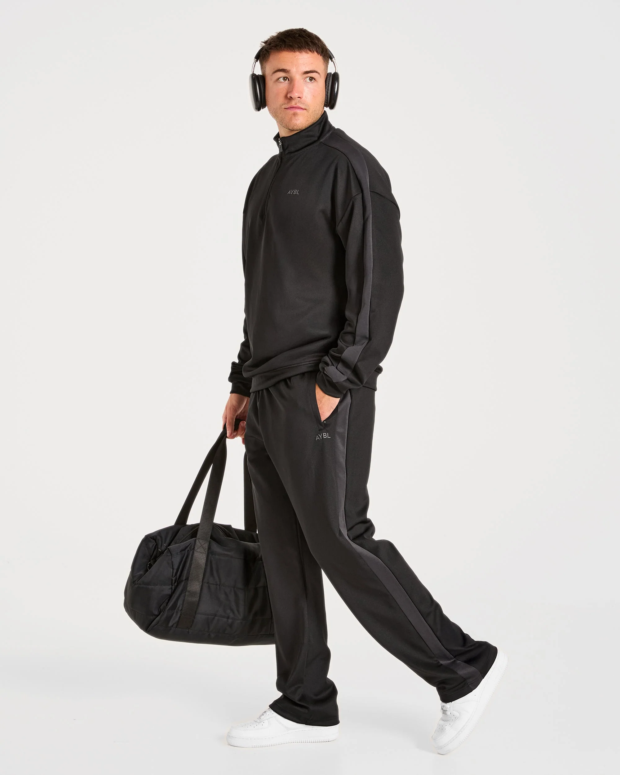 Classic Track Straight Leg Joggers - Noir/Charcoal - Image 7